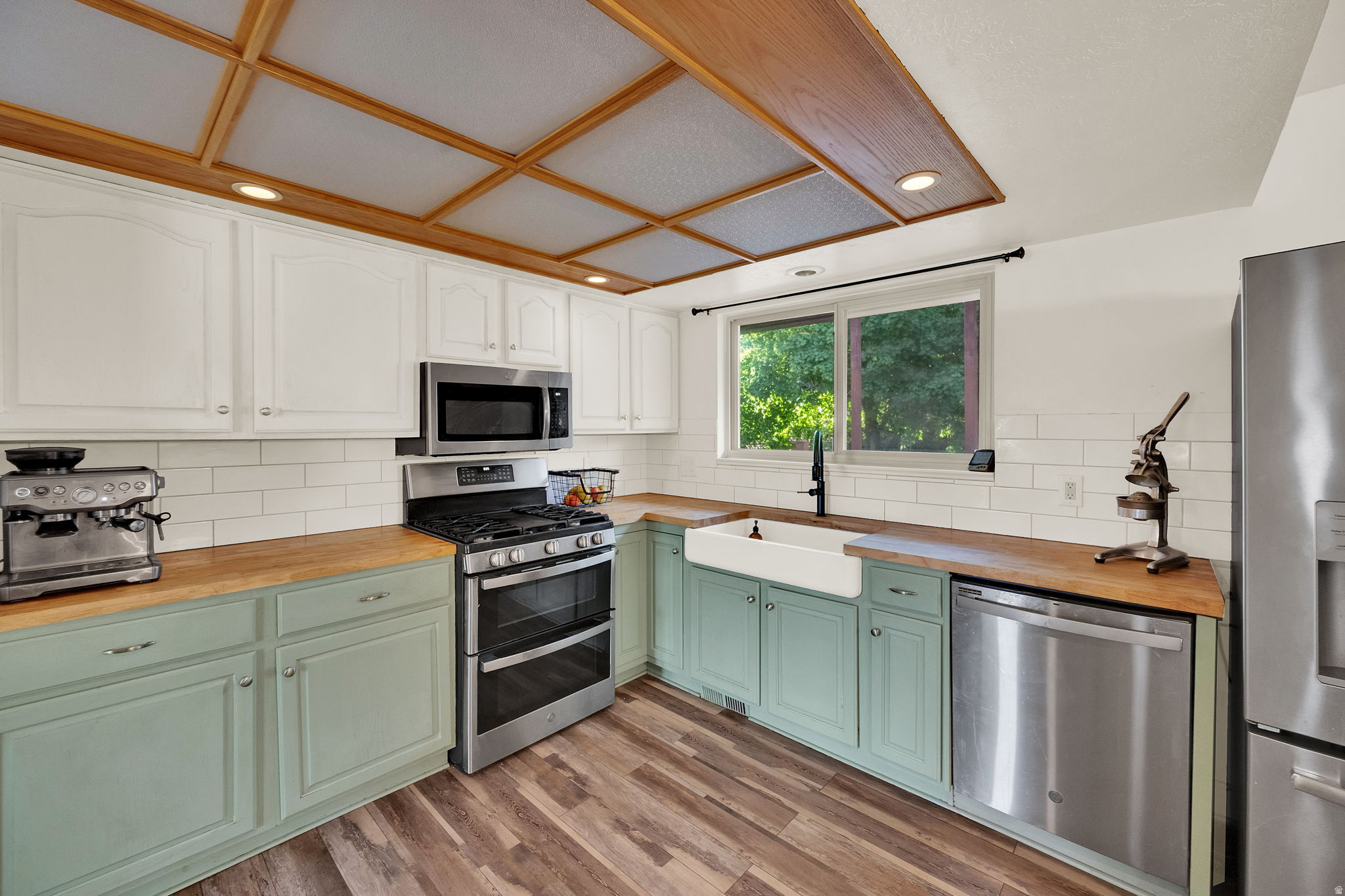 INDIAN HILLS SUBDIVI - Residential