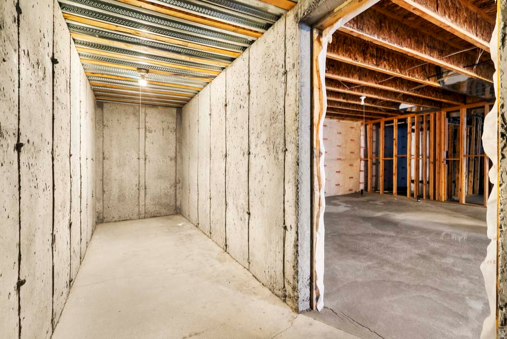 HOLBROOK PLACE - Residential