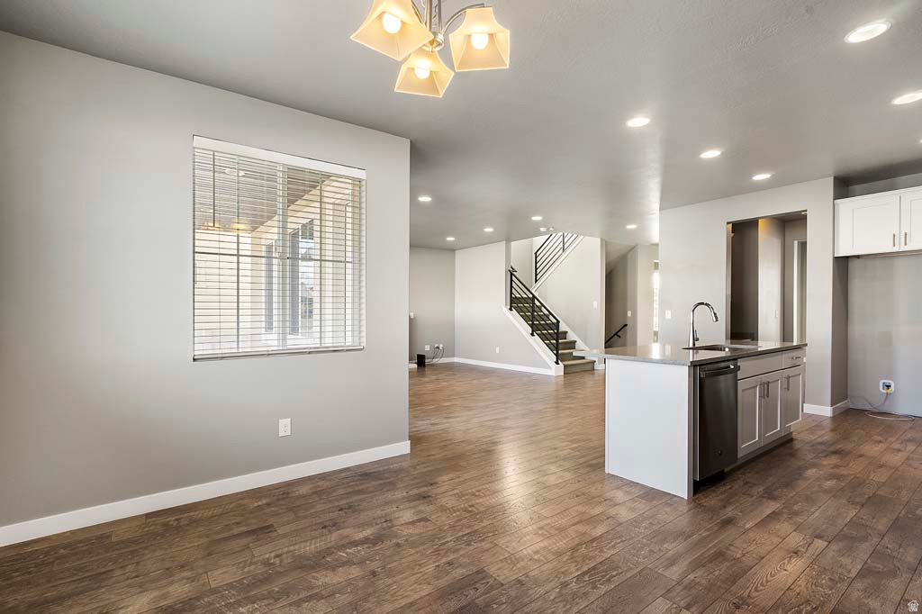 HOLBROOK PLACE - Residential