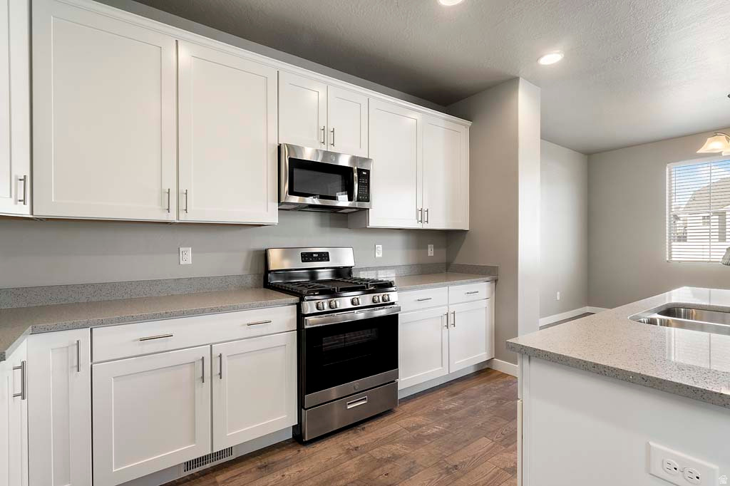 HOLBROOK PLACE - Residential