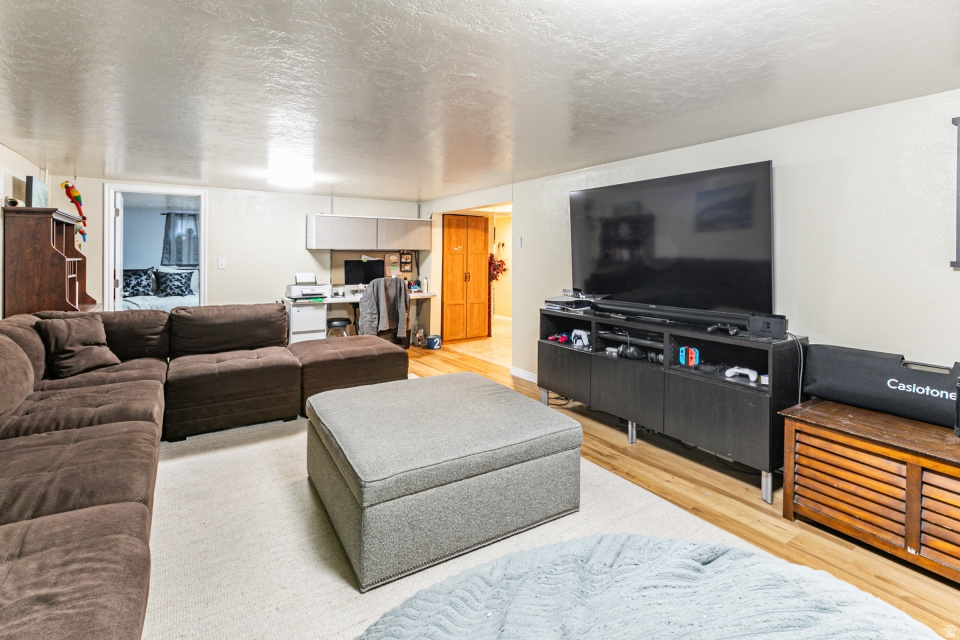 WESTWOOD ESTATES - Residential