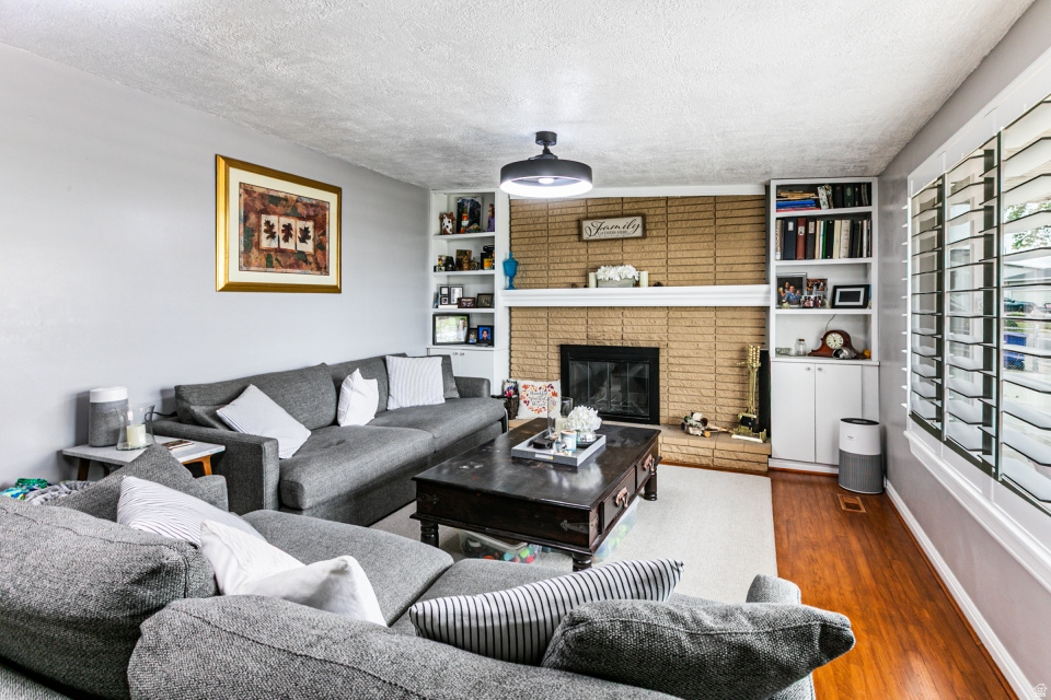 WESTWOOD ESTATES - Residential