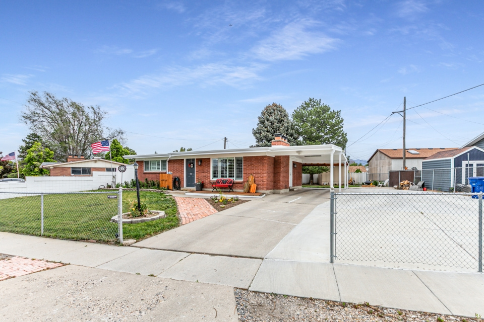WESTWOOD ESTATES - Residential