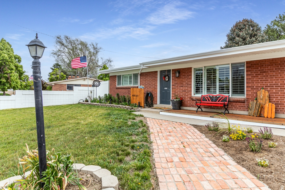 WESTWOOD ESTATES - Residential