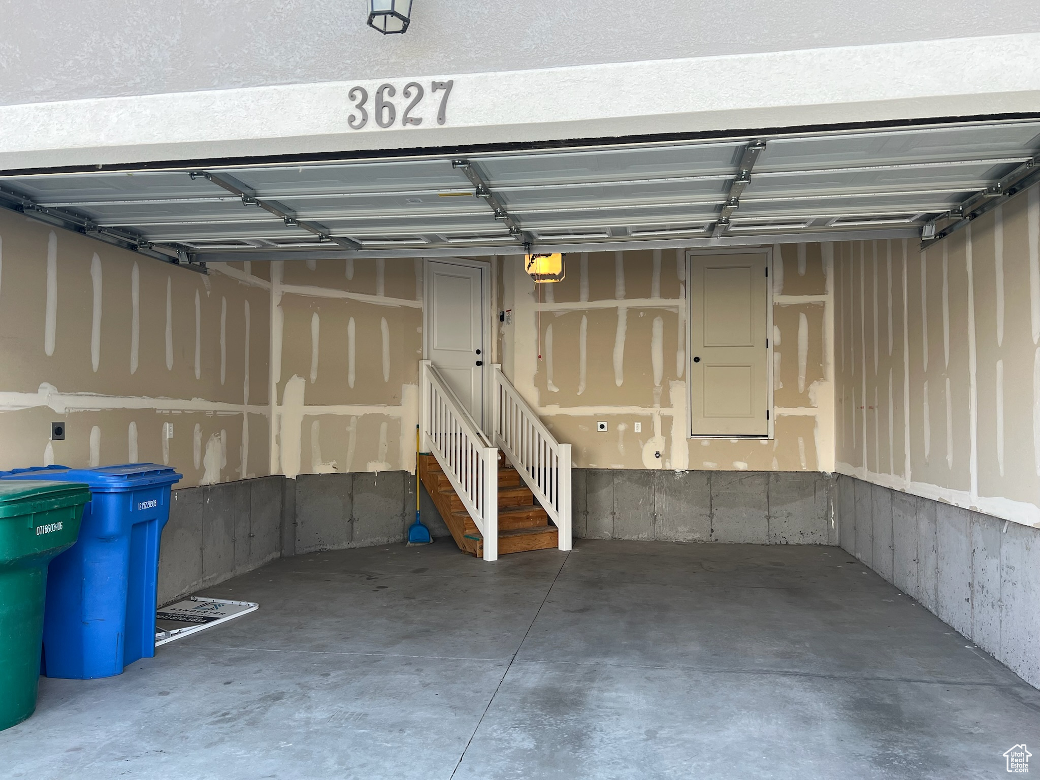 NORTH POINTE - Residential