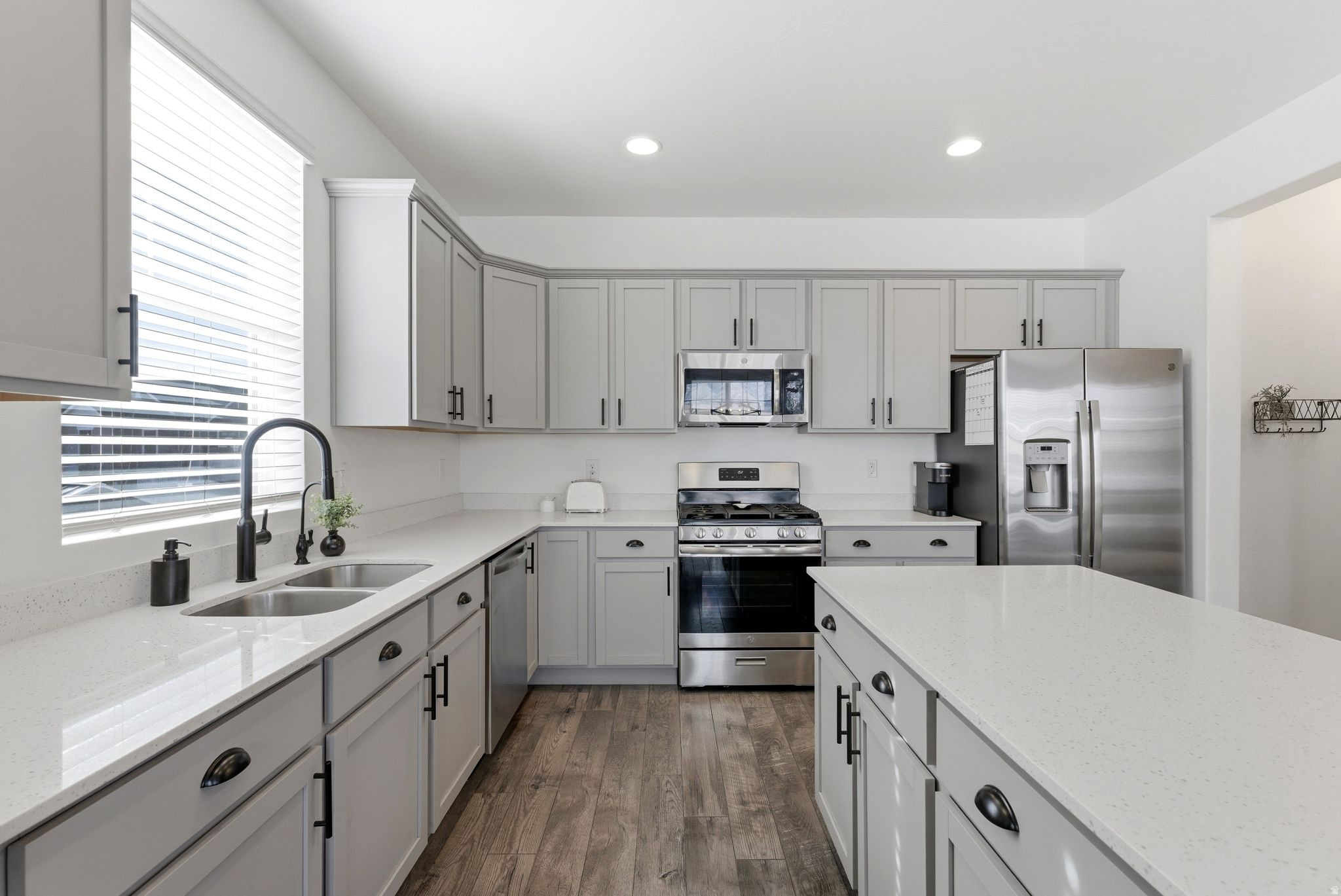 SAGEWOOD VILLAGE PHASE 5 - Residential