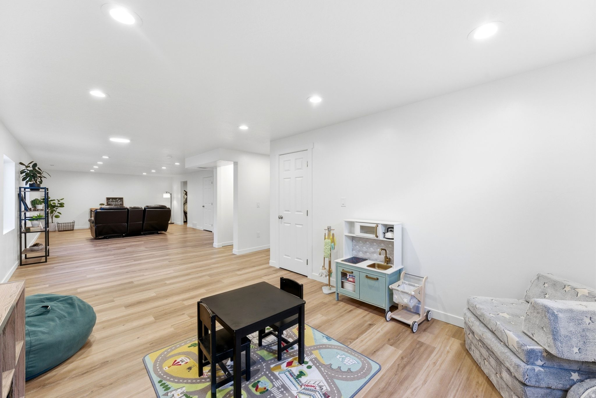 SAGEWOOD VILLAGE PHASE 5 - Residential