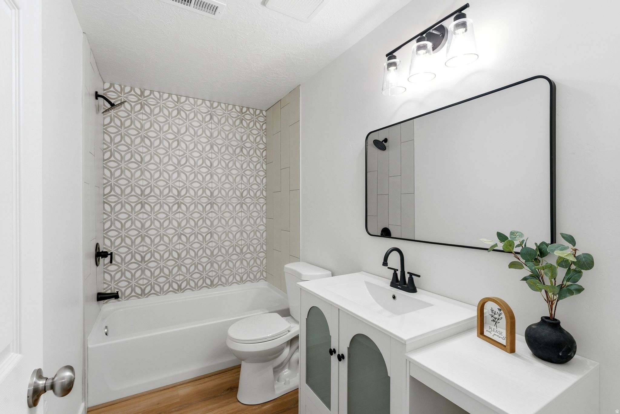 SAGEWOOD VILLAGE PHASE 5 - Residential