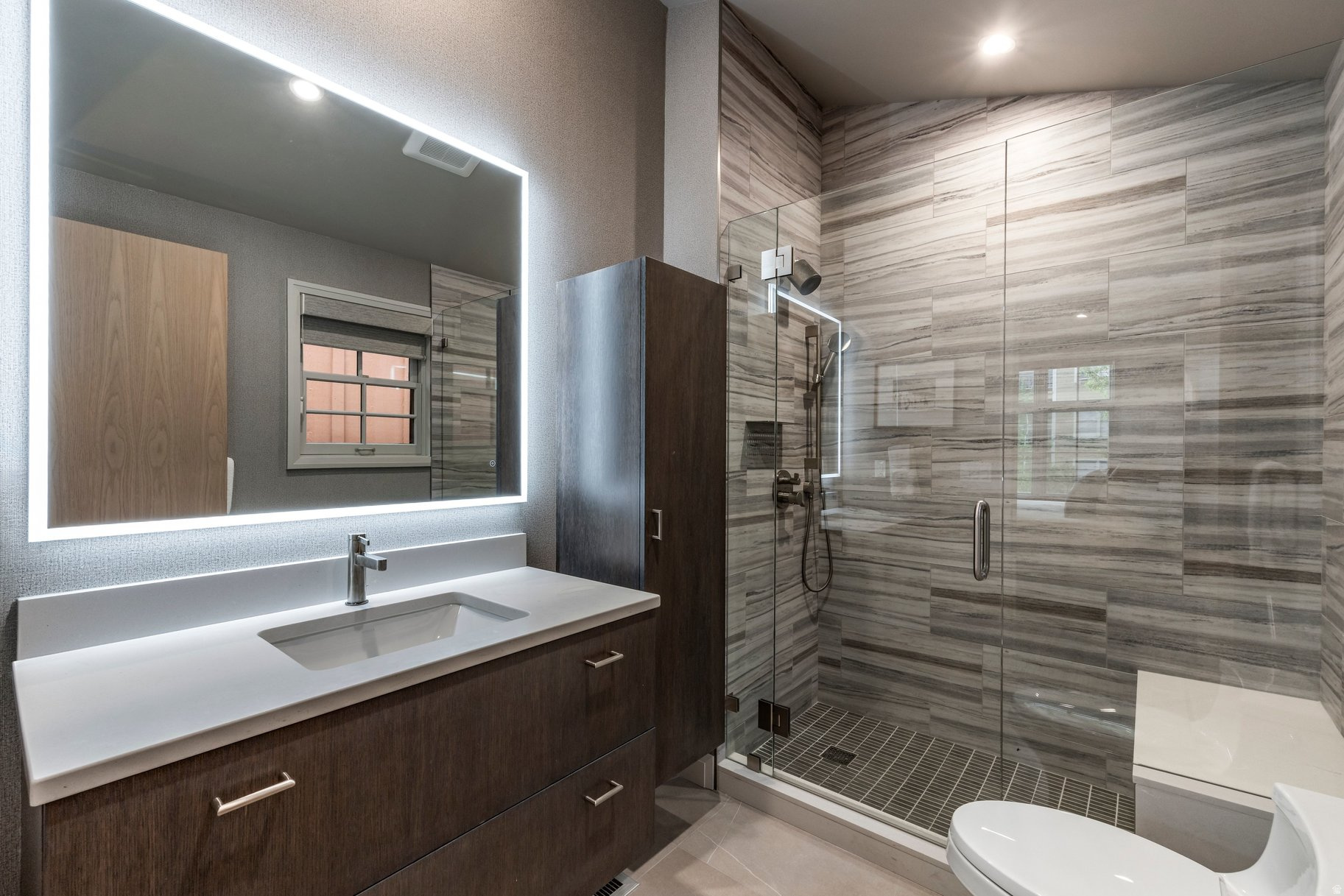 SNYDERS ADDITION - Residential