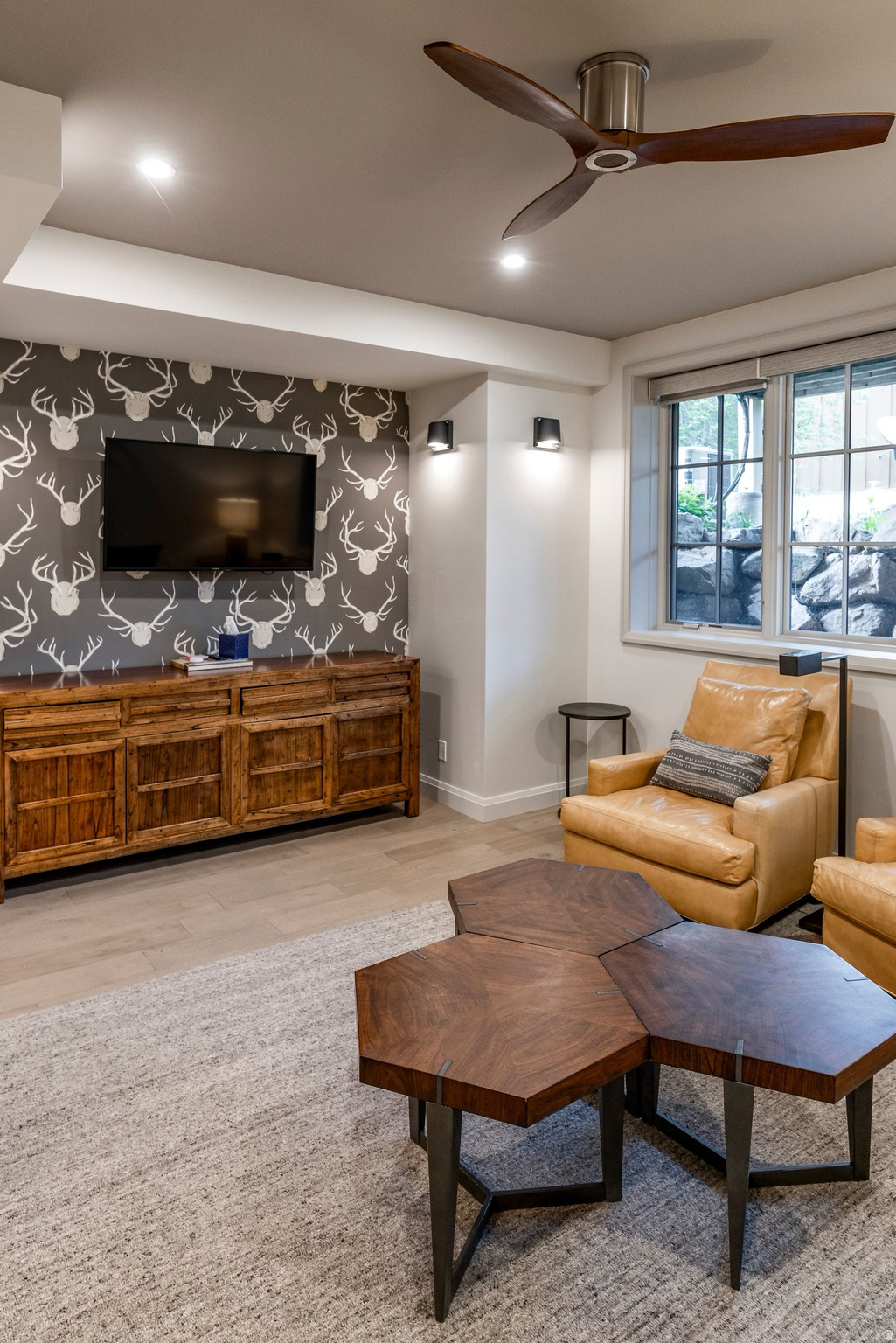 SNYDERS ADDITION - Residential