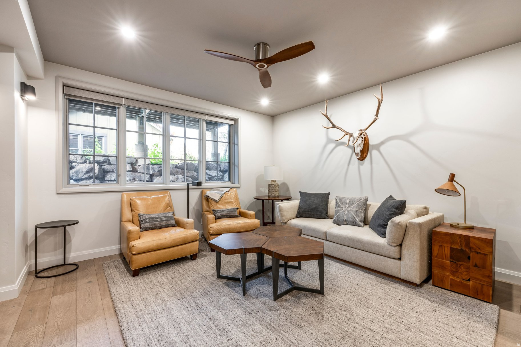 SNYDERS ADDITION - Residential