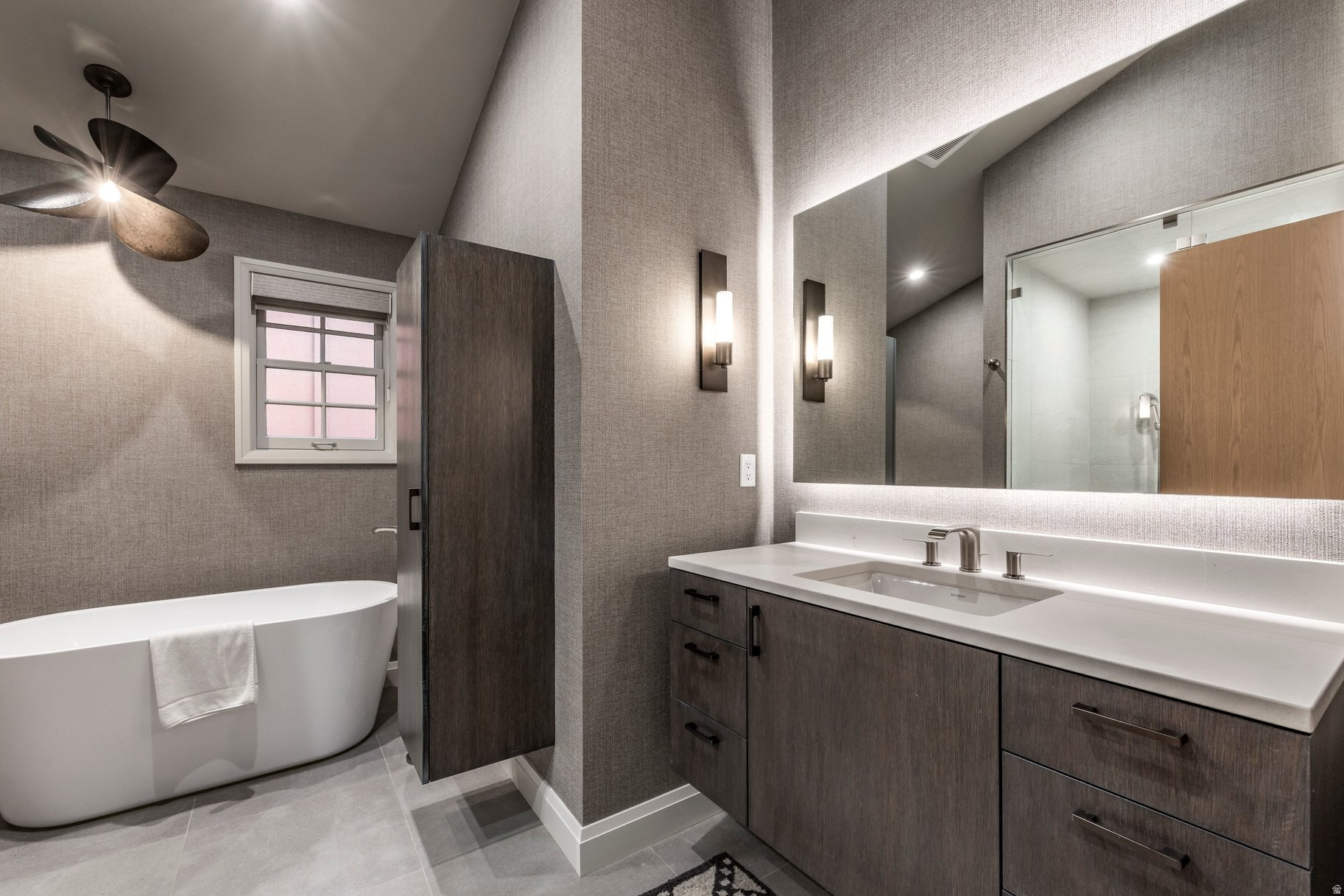 SNYDERS ADDITION - Residential