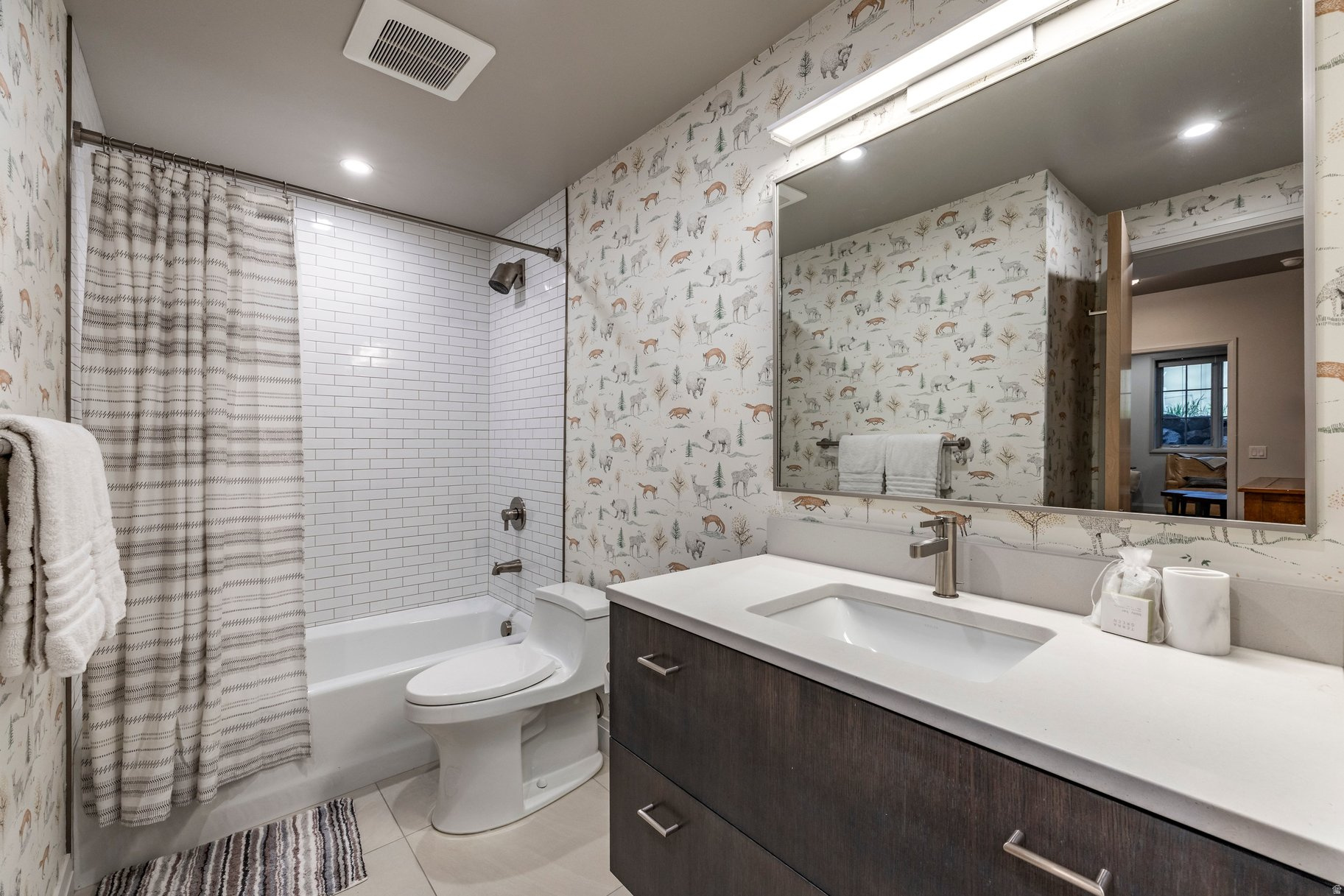SNYDERS ADDITION - Residential
