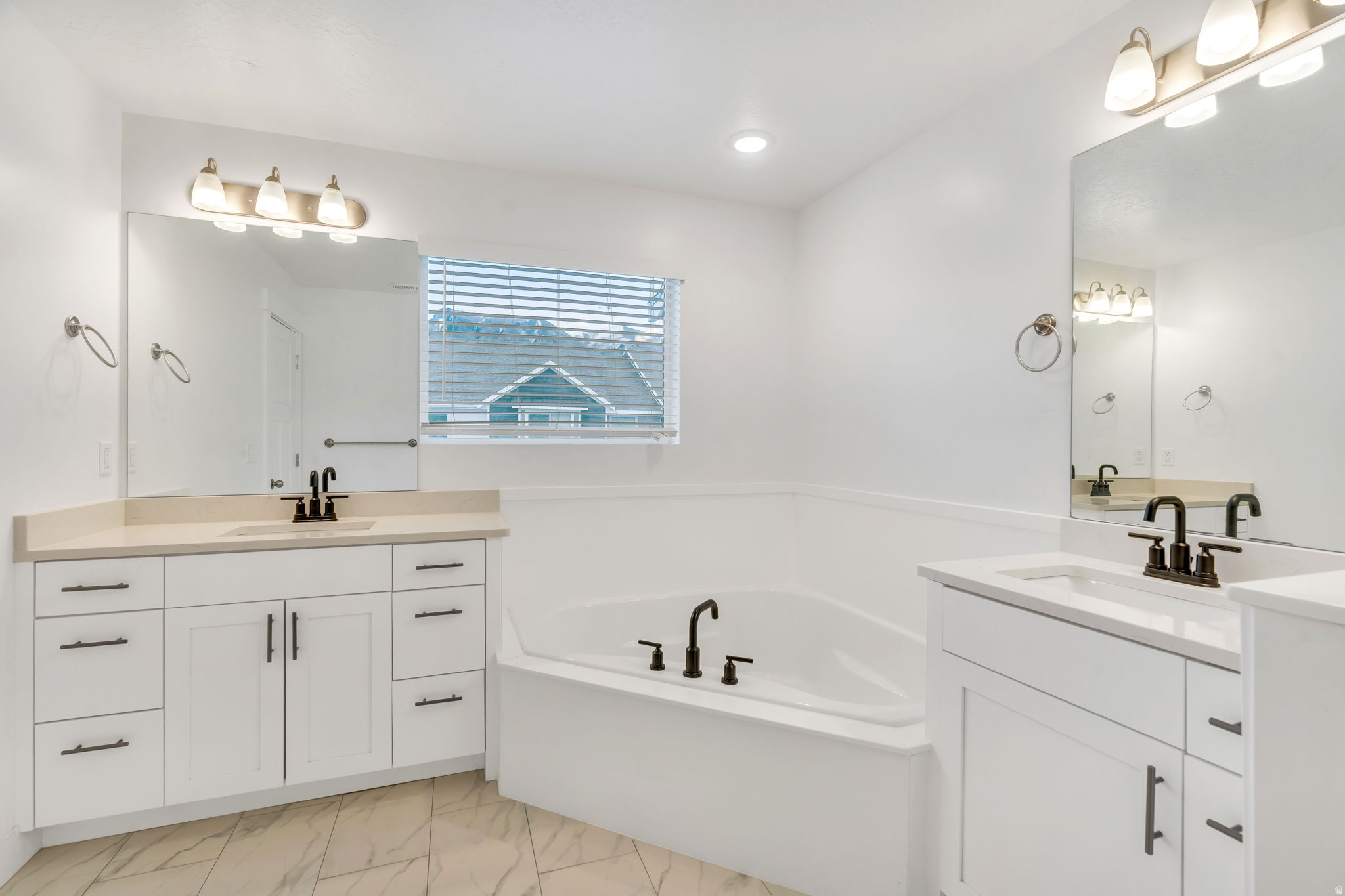 HIGHLAND VISTA - Residential