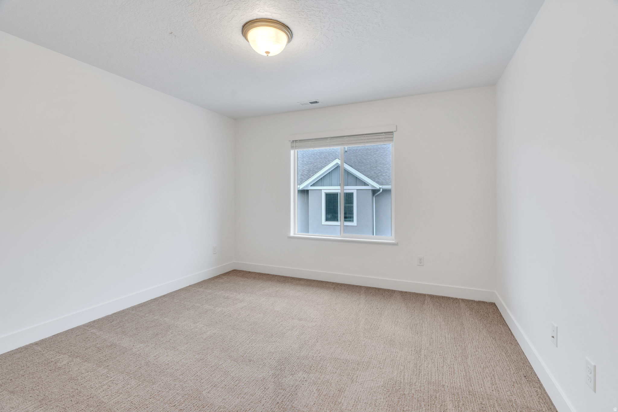 HIGHLAND VISTA - Residential