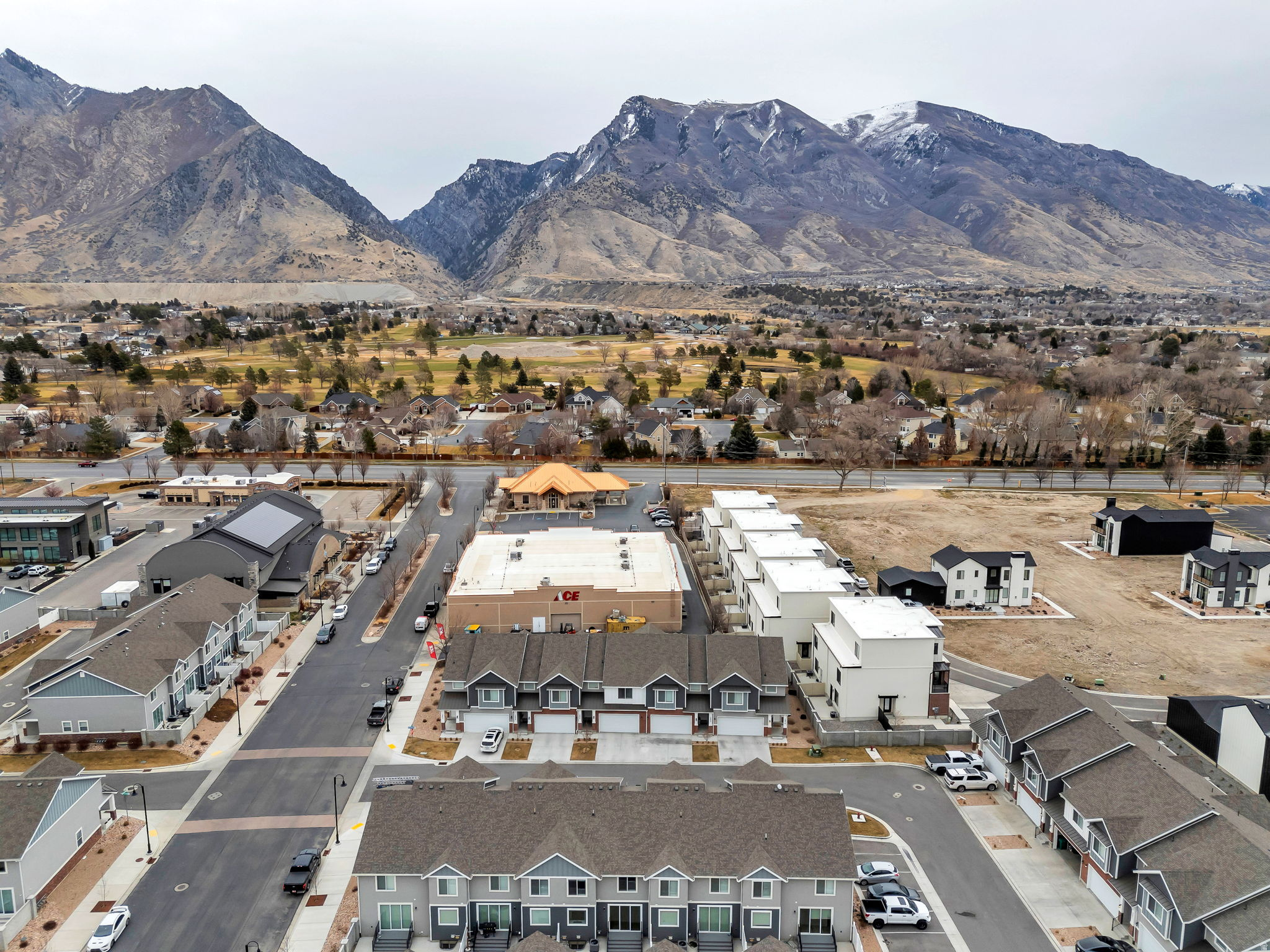 HIGHLAND VISTA - Residential