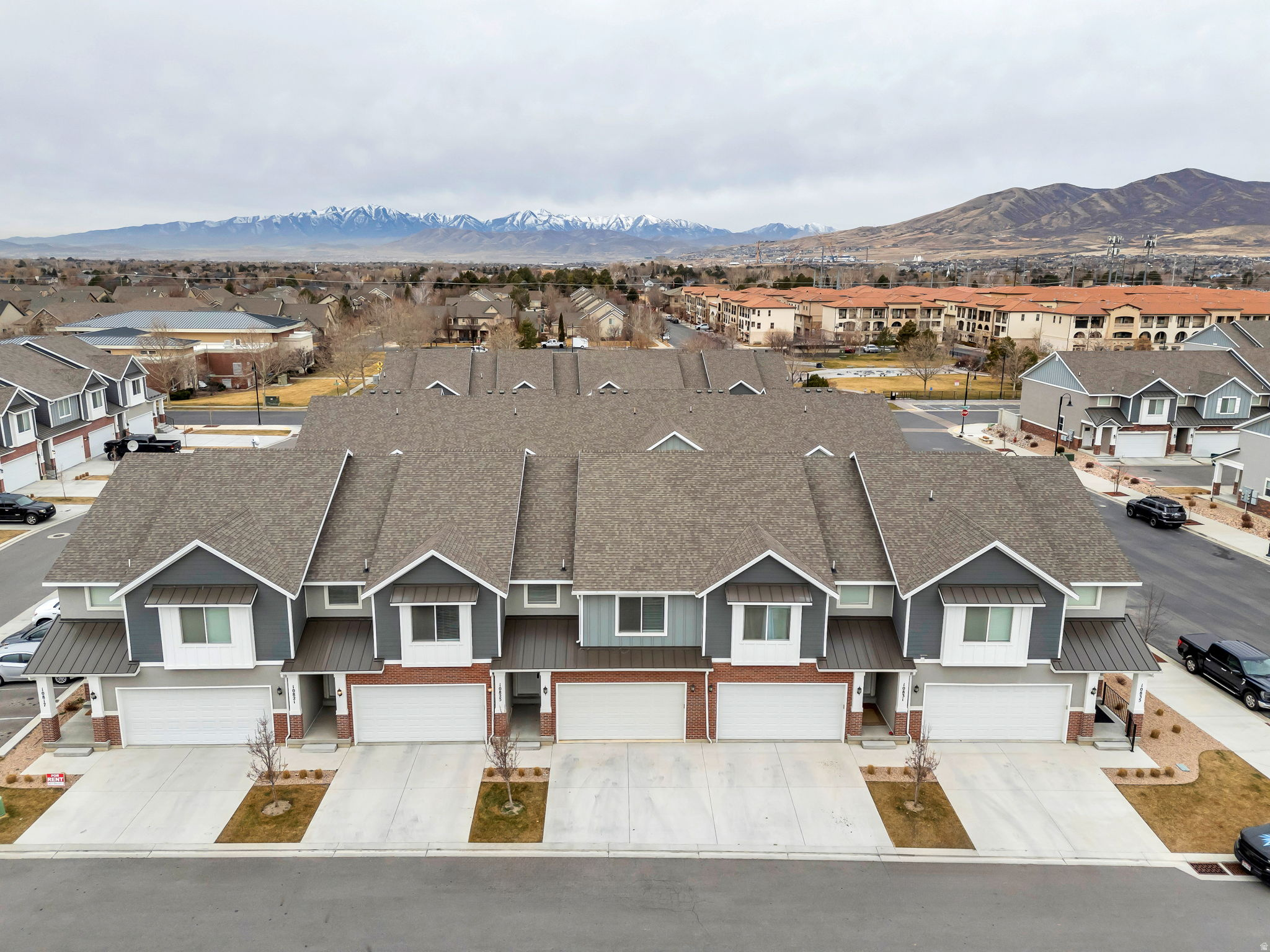 HIGHLAND VISTA - Residential