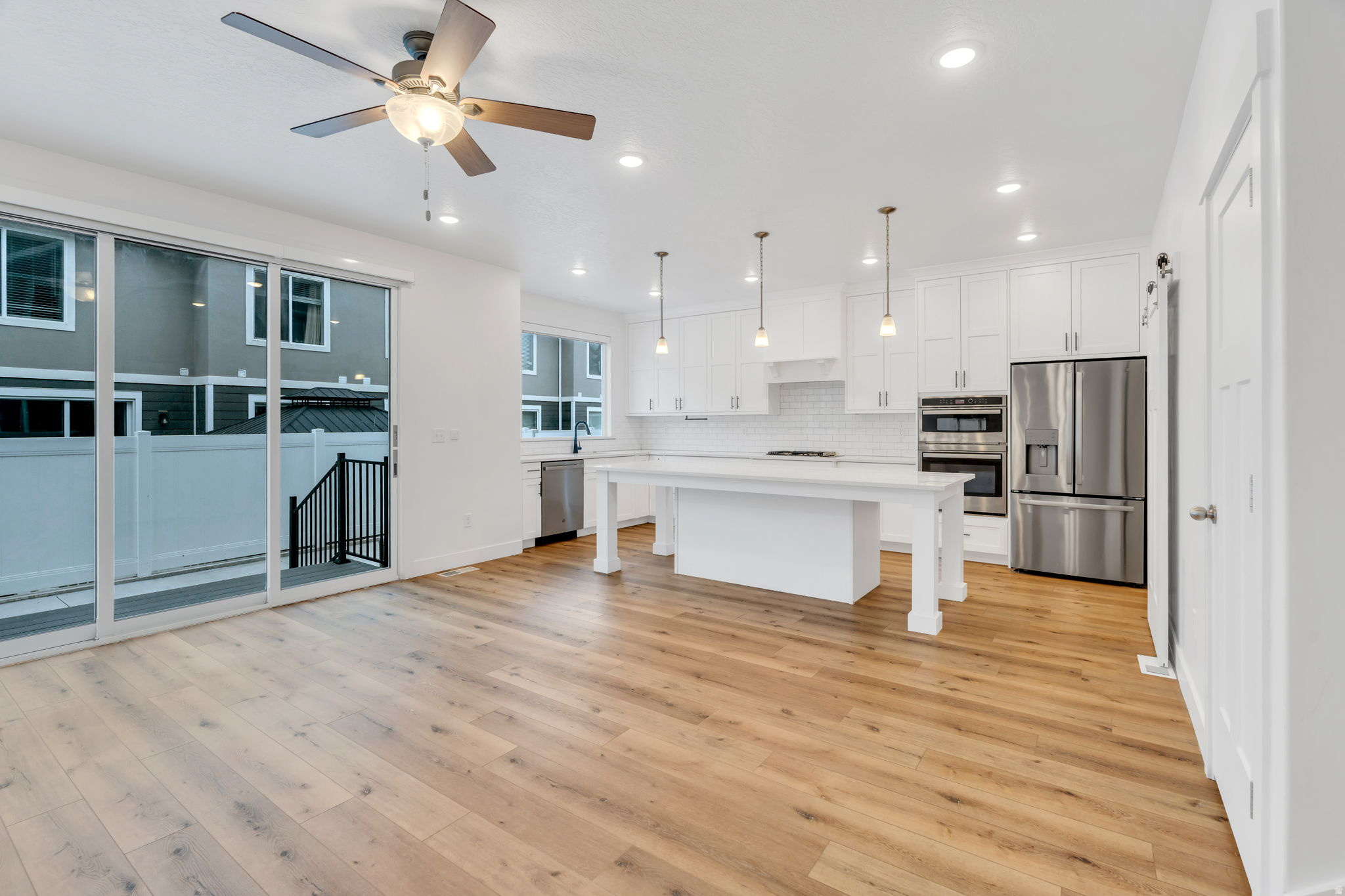 HIGHLAND VISTA - Residential