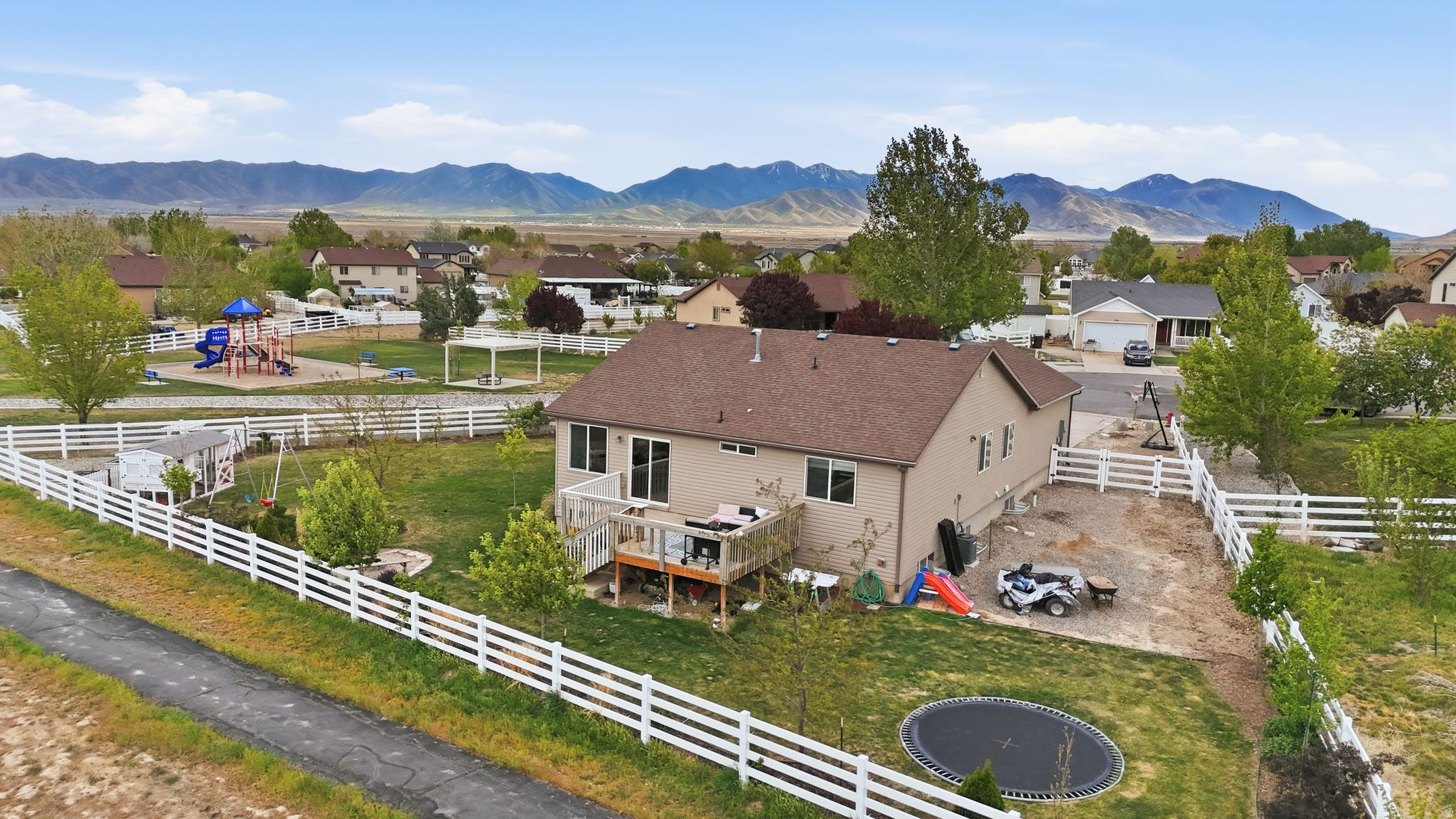 GRANTSVILLE CITY - Residential