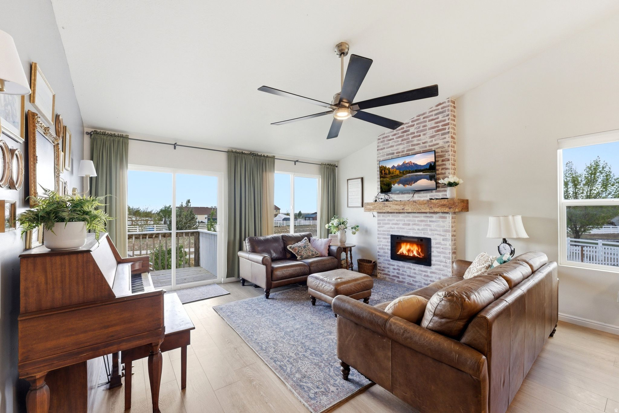 GRANTSVILLE CITY - Residential