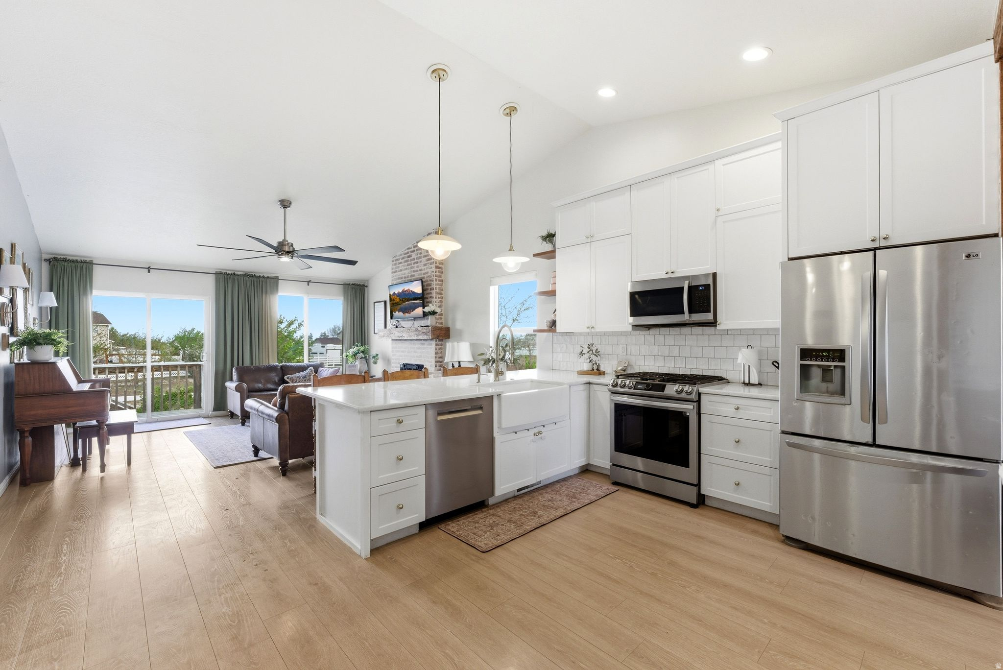 GRANTSVILLE CITY - Residential