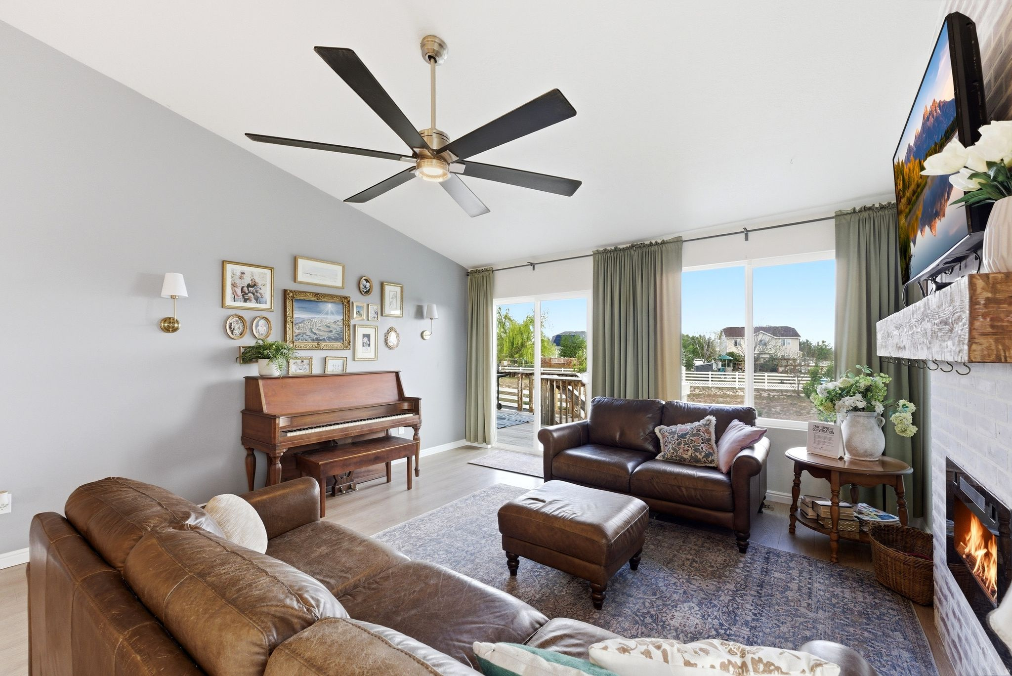 GRANTSVILLE CITY - Residential