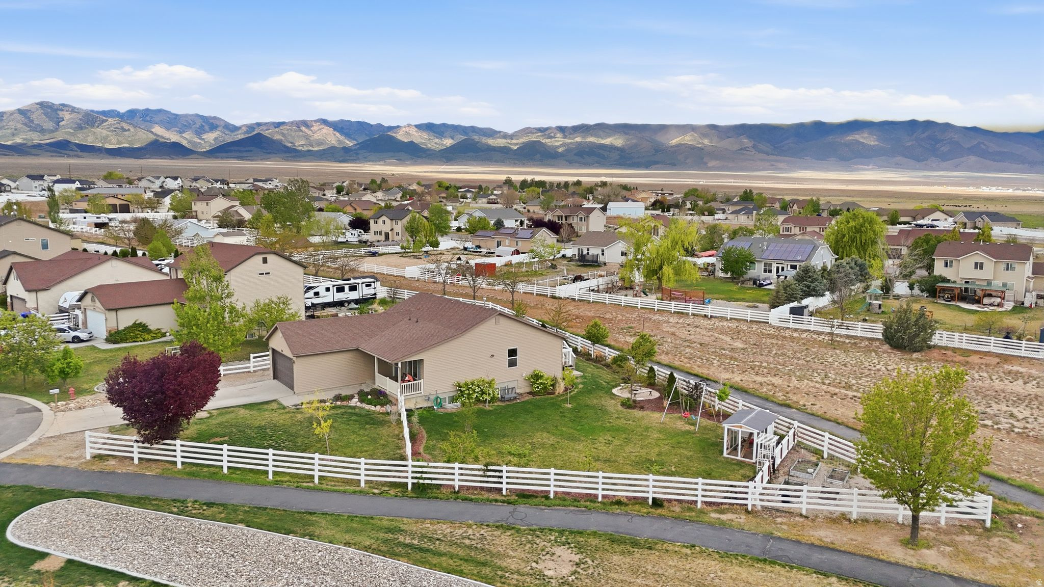 GRANTSVILLE CITY - Residential