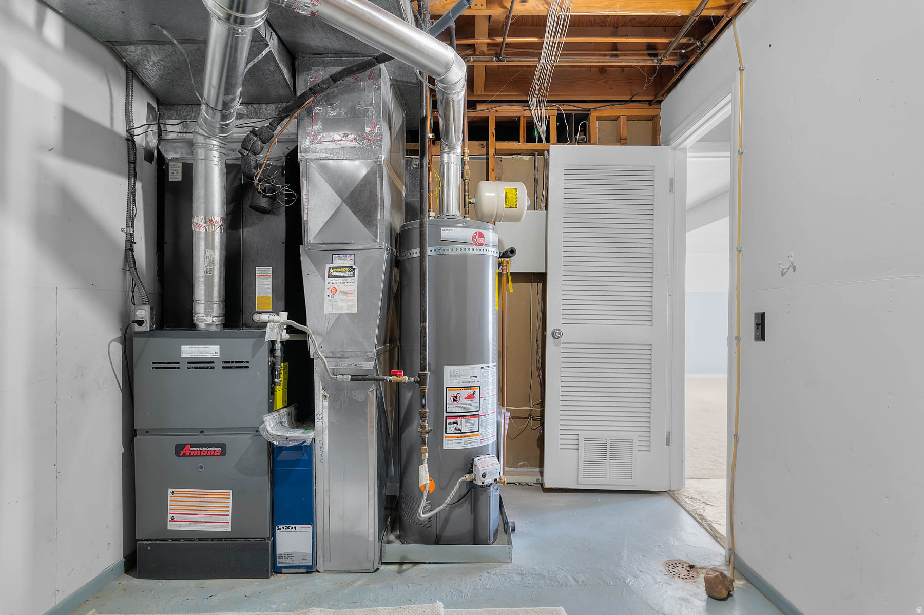 TOP OF THE WORLD - Residential