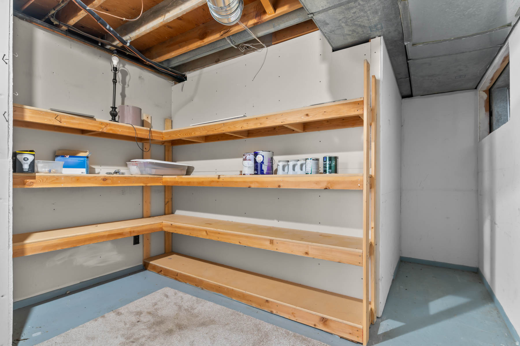 TOP OF THE WORLD - Residential