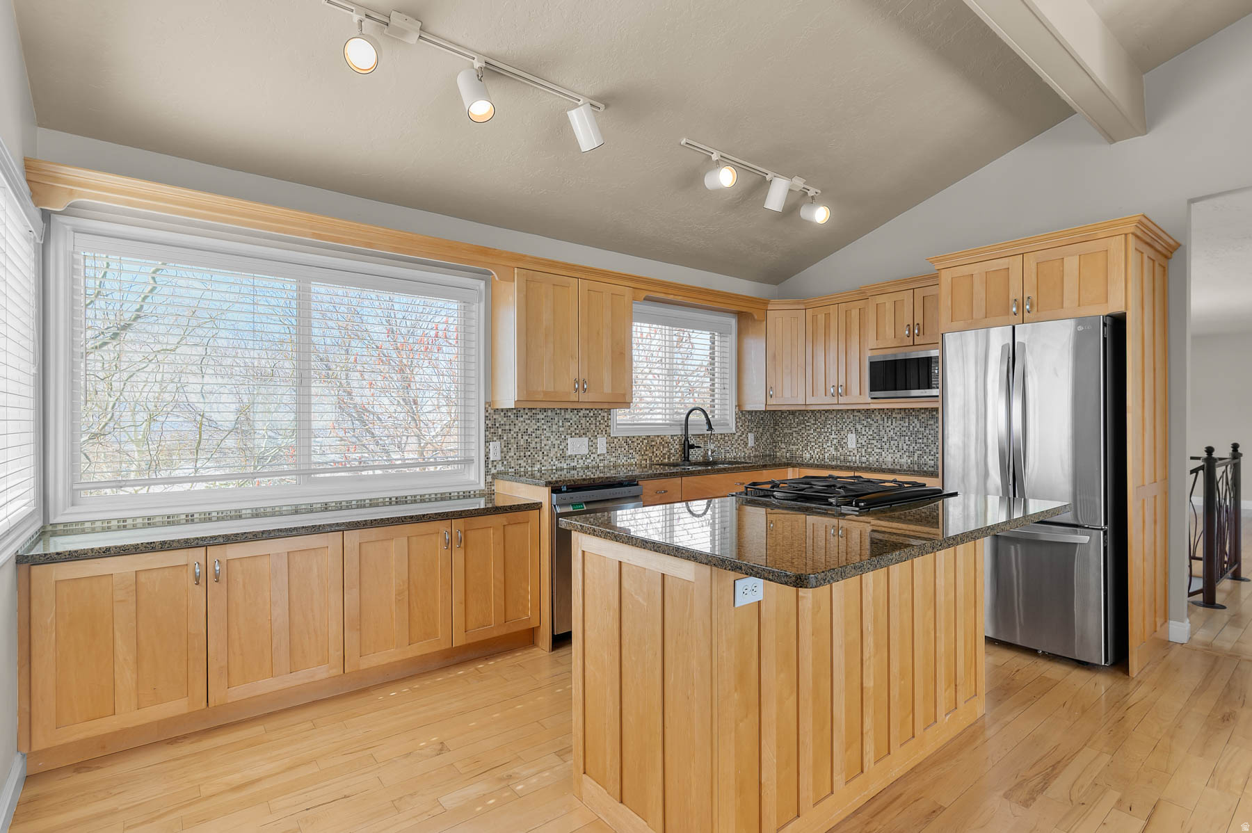 TOP OF THE WORLD - Residential