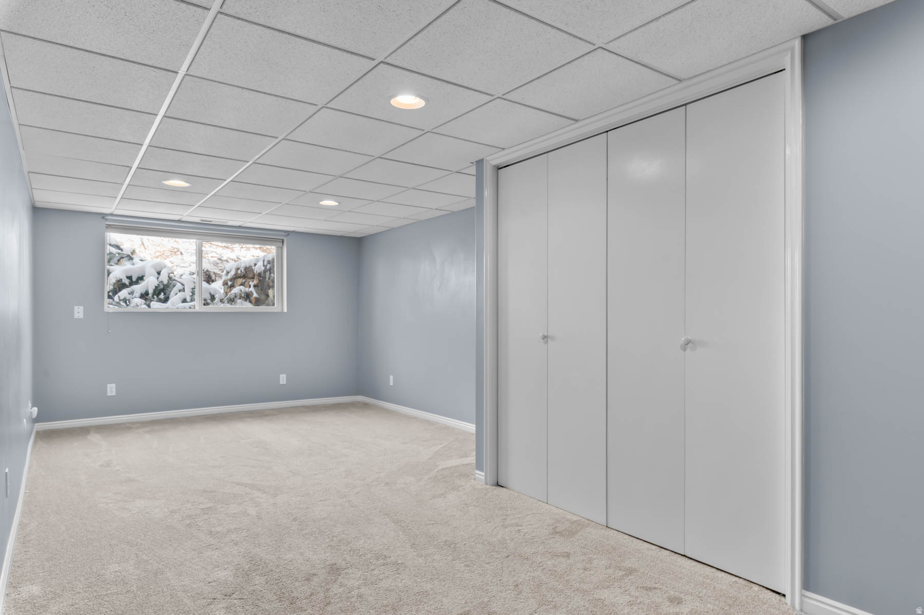 TOP OF THE WORLD - Residential