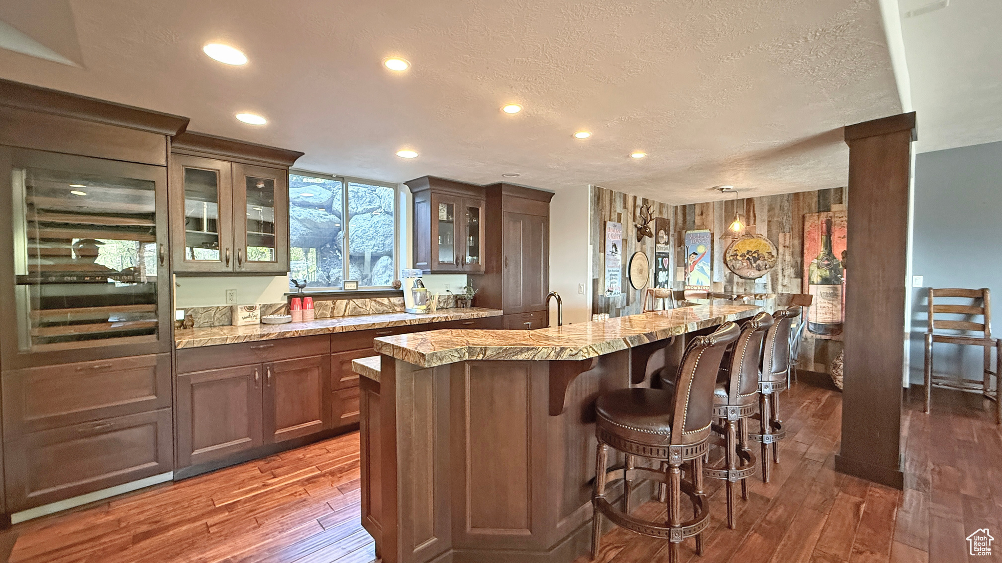SEVEN SPRINGS - Residential