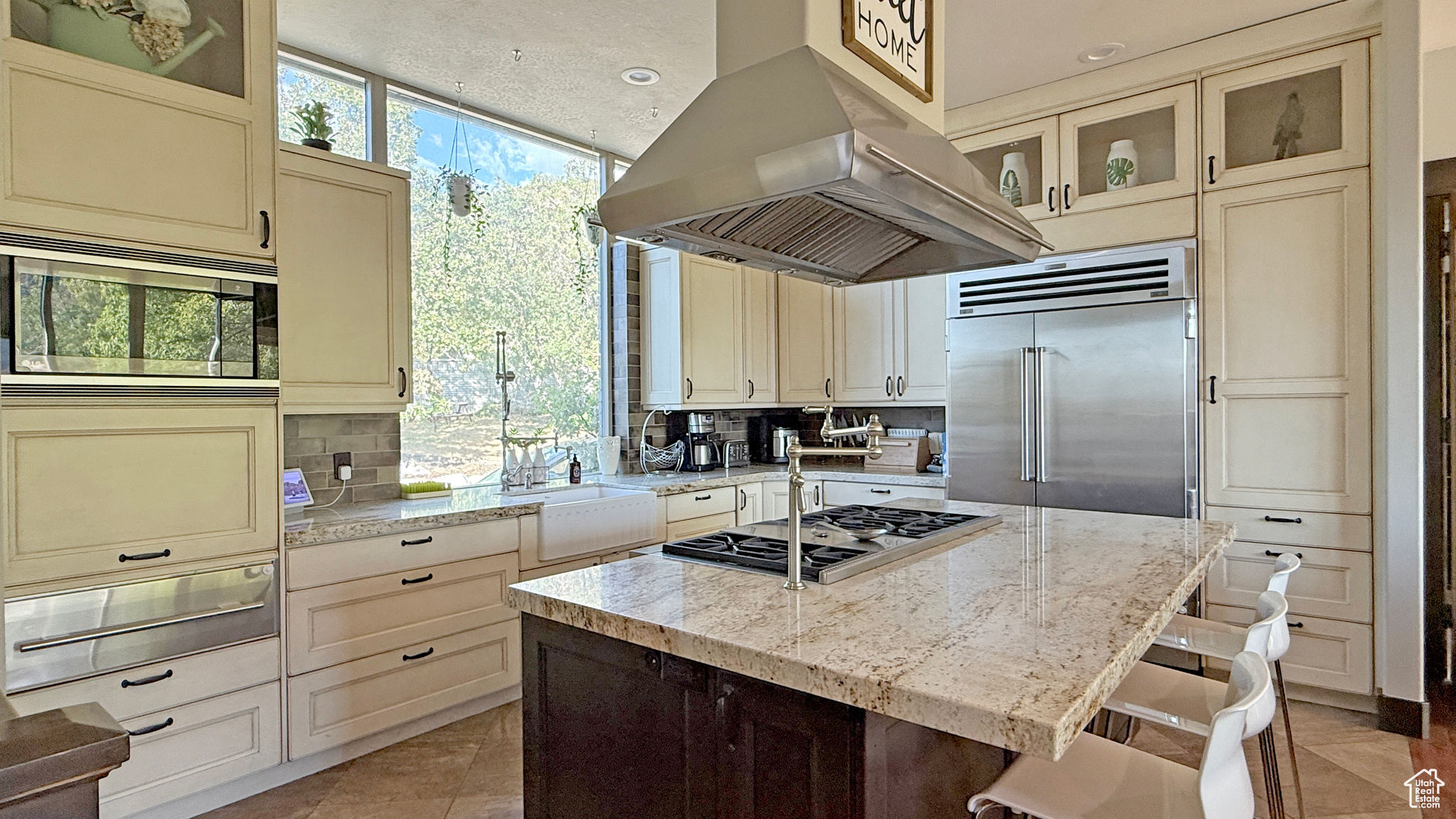 SEVEN SPRINGS - Residential