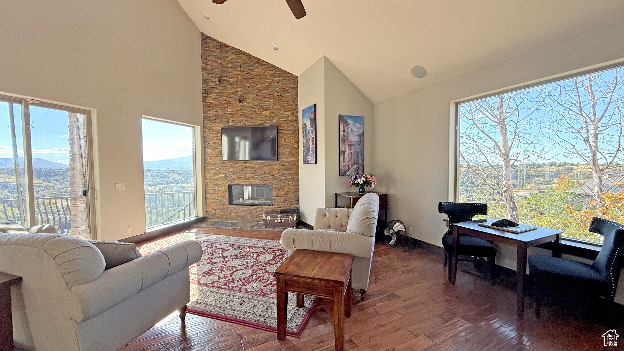 SEVEN SPRINGS - Residential