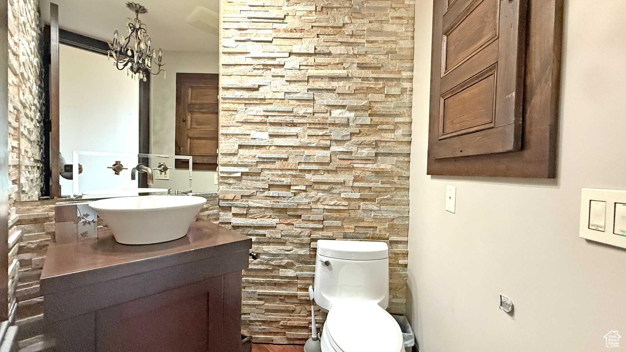 SEVEN SPRINGS - Residential