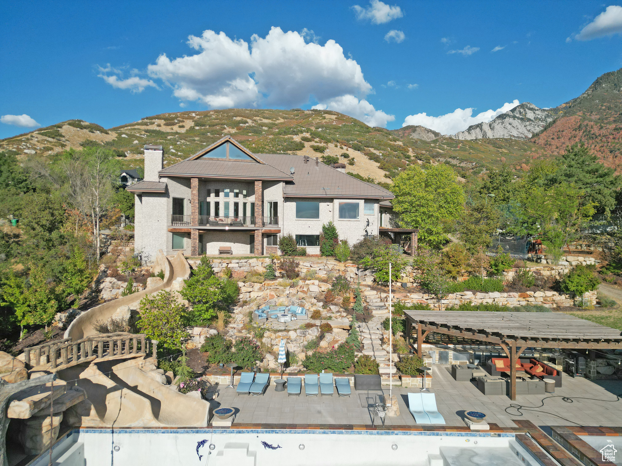 SEVEN SPRINGS - Residential