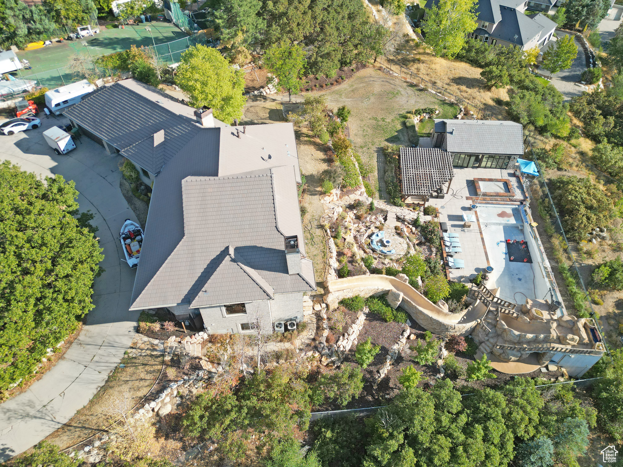 SEVEN SPRINGS - Residential
