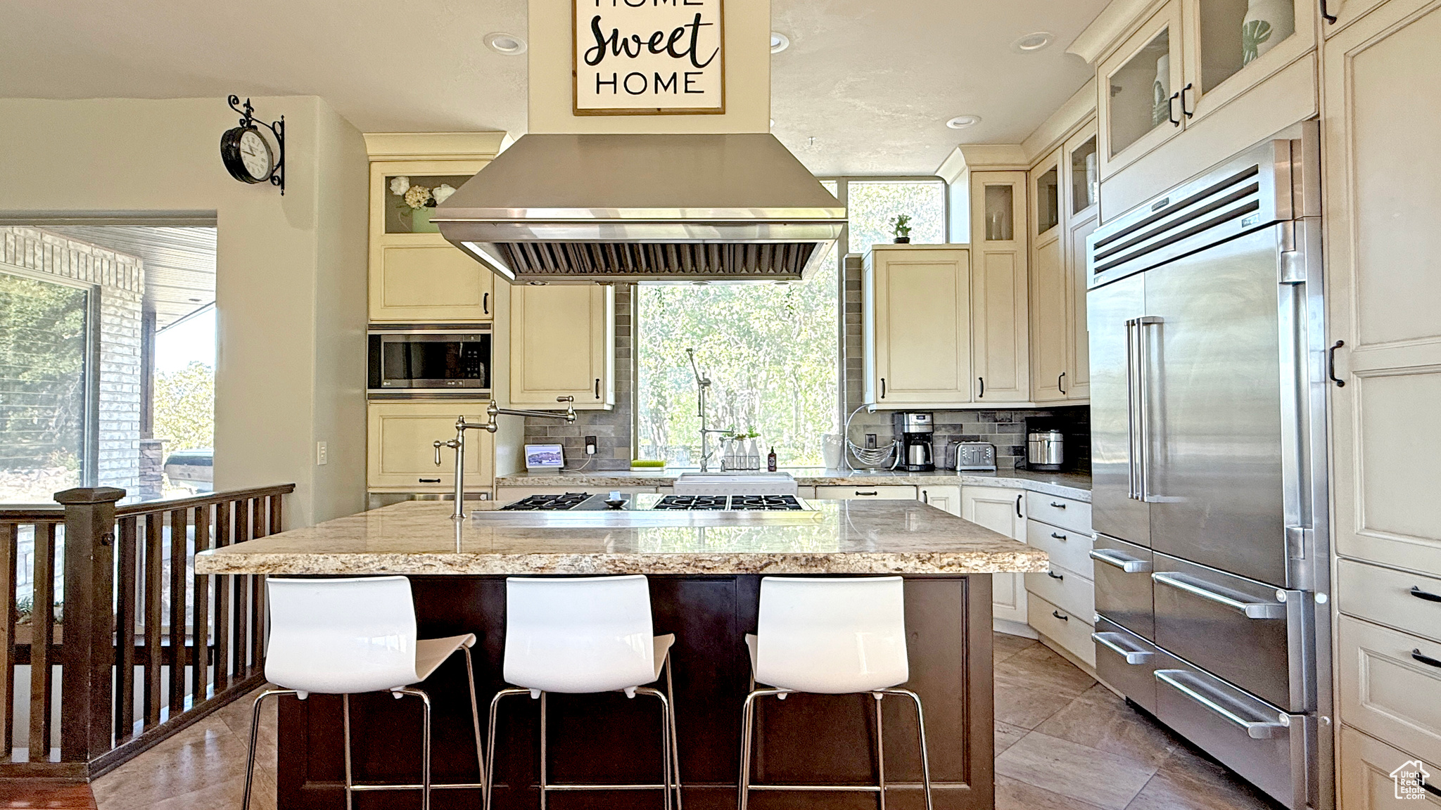 SEVEN SPRINGS - Residential