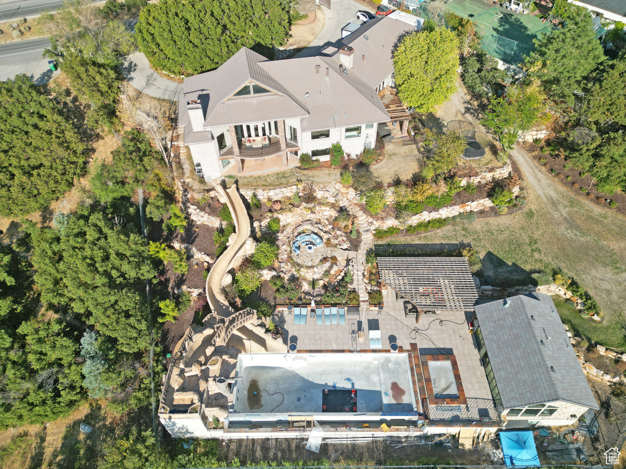 SEVEN SPRINGS - Residential