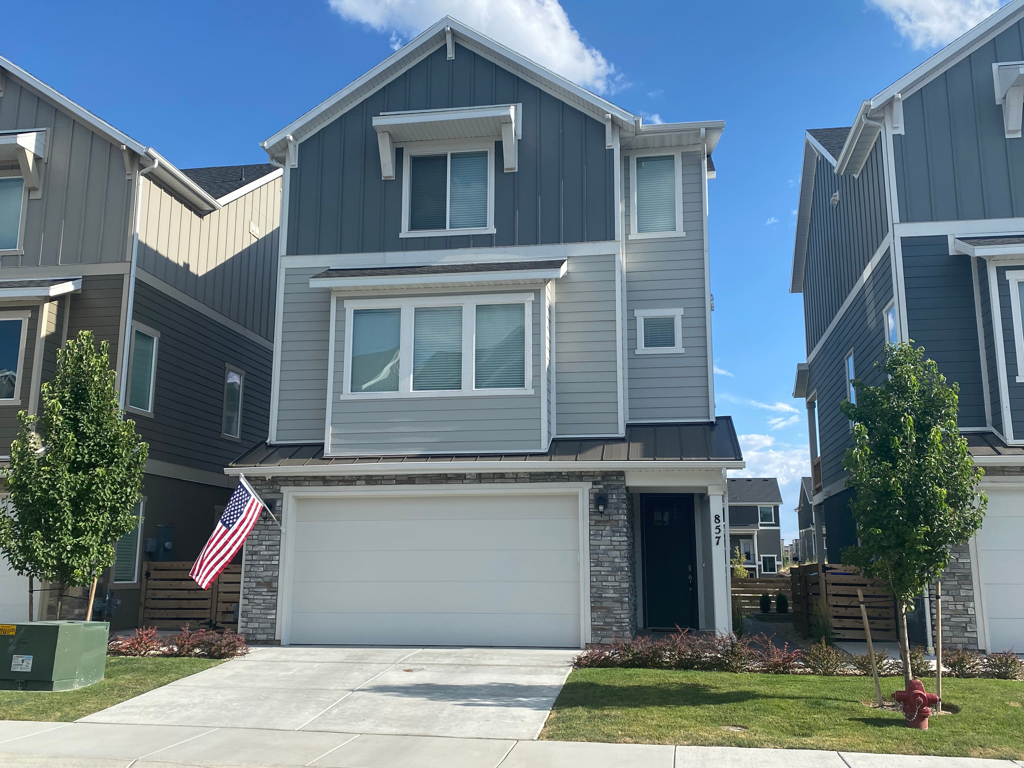 FOUNDERS POINT - Residential