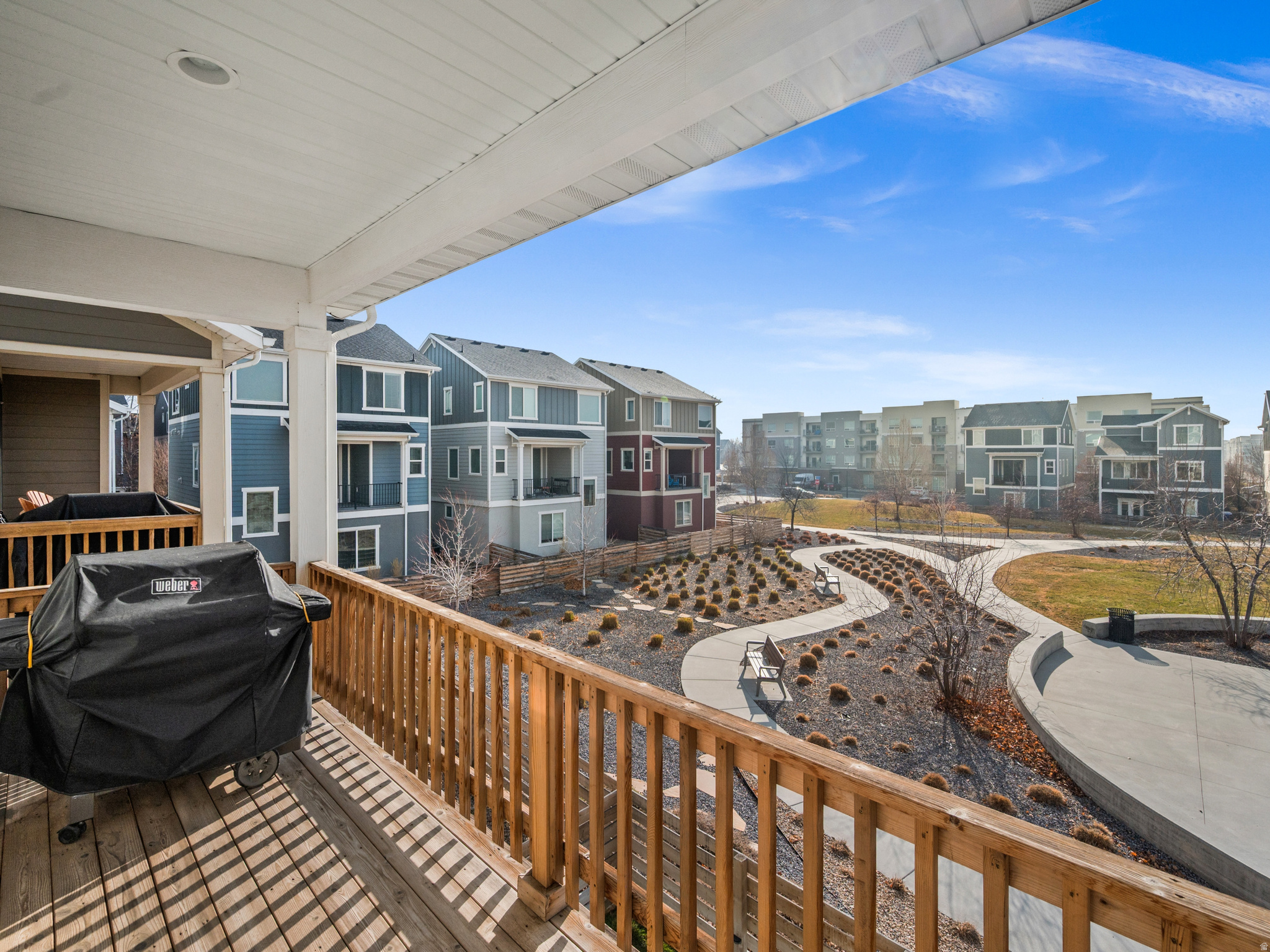 FOUNDERS POINT - Residential