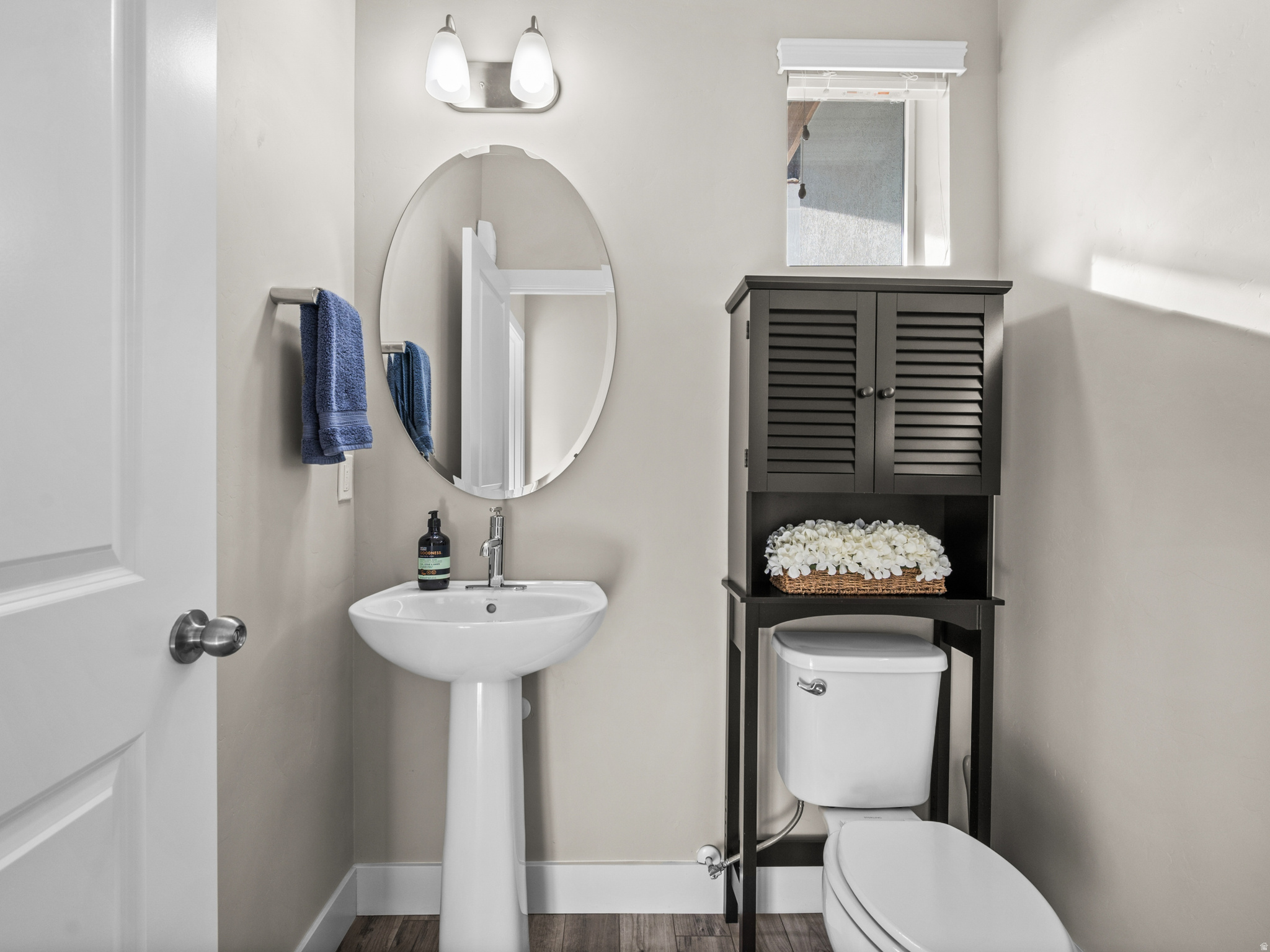 FOUNDERS POINT - Residential