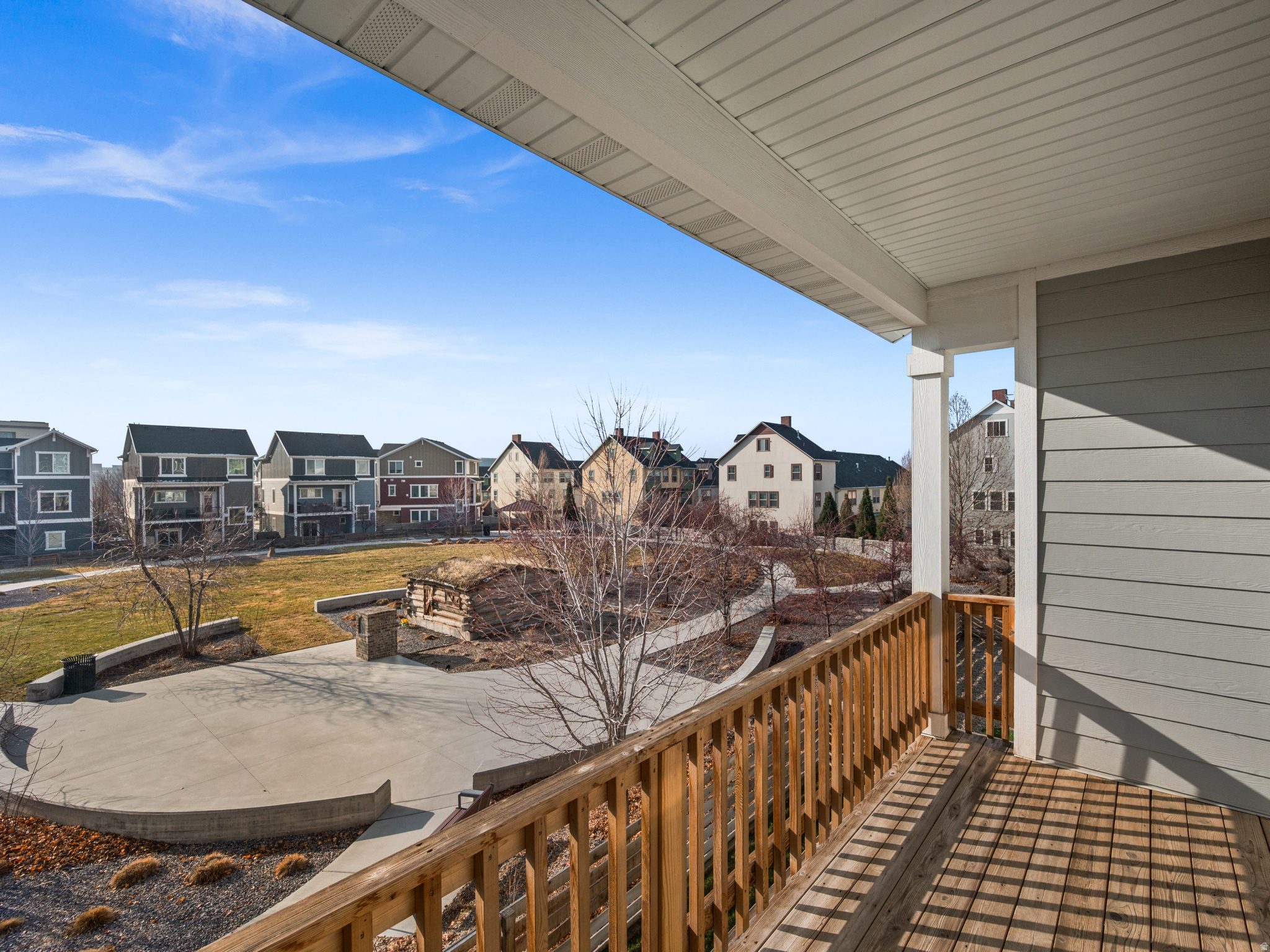 FOUNDERS POINT - Residential