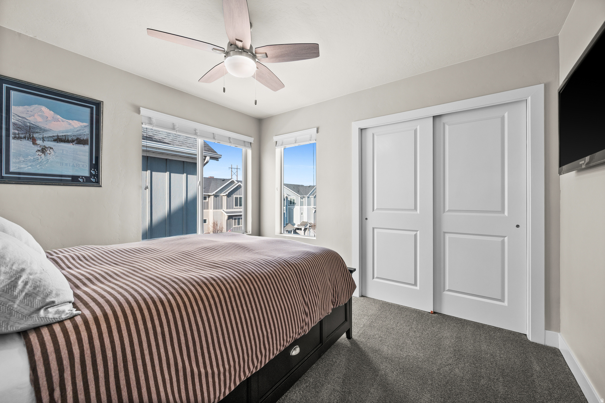 FOUNDERS POINT - Residential