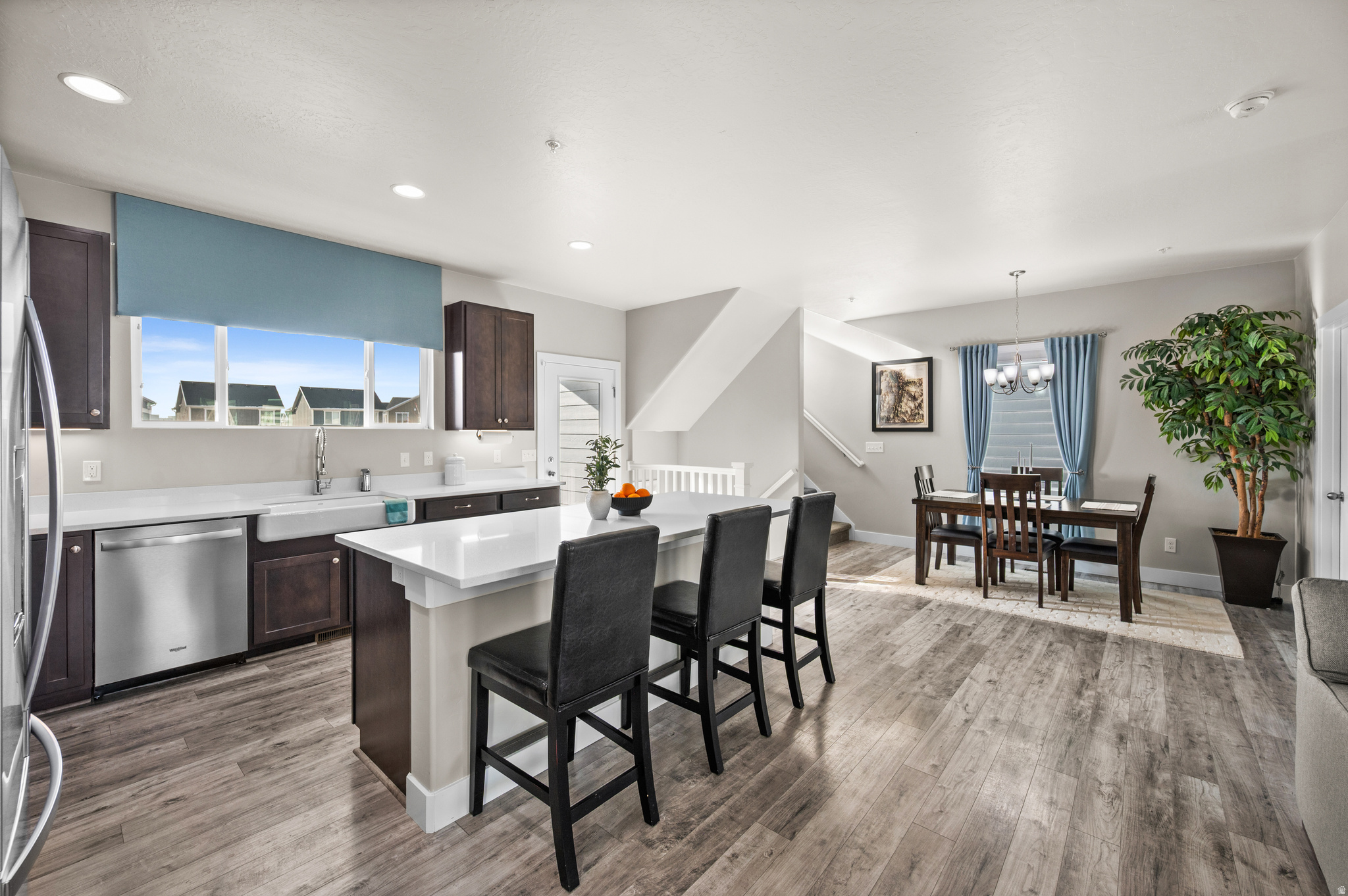 FOUNDERS POINT - Residential