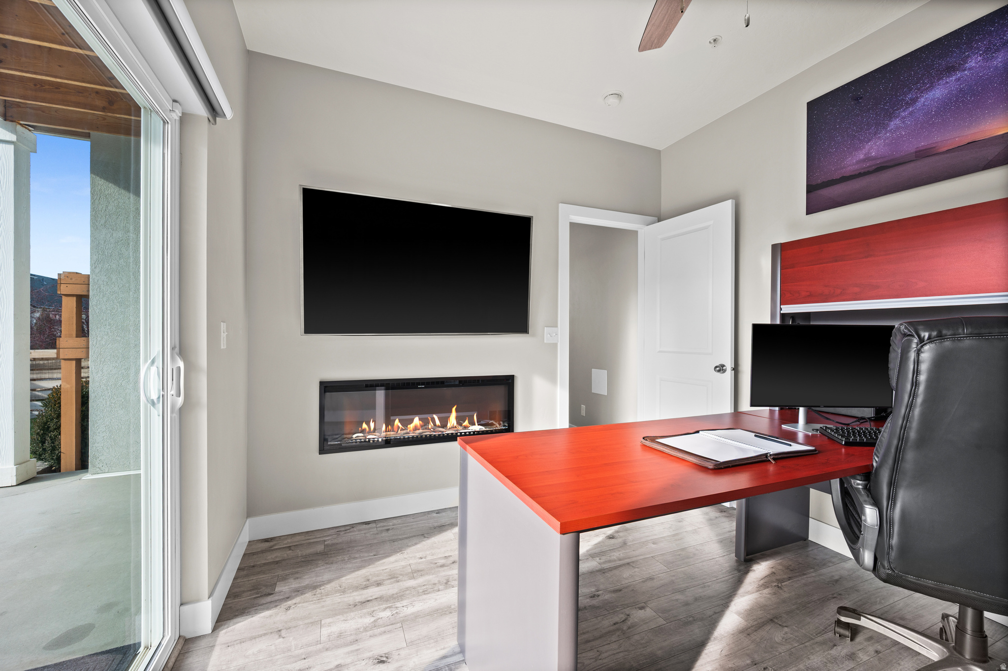 FOUNDERS POINT - Residential