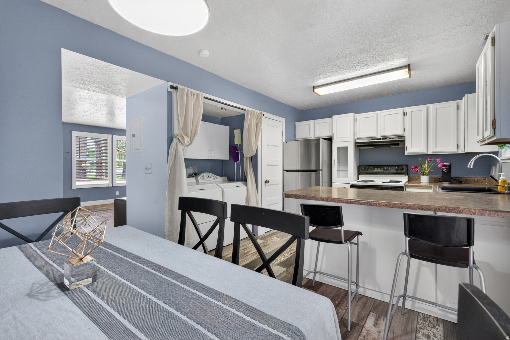 COURTYARD TOWNHOMES - Residential