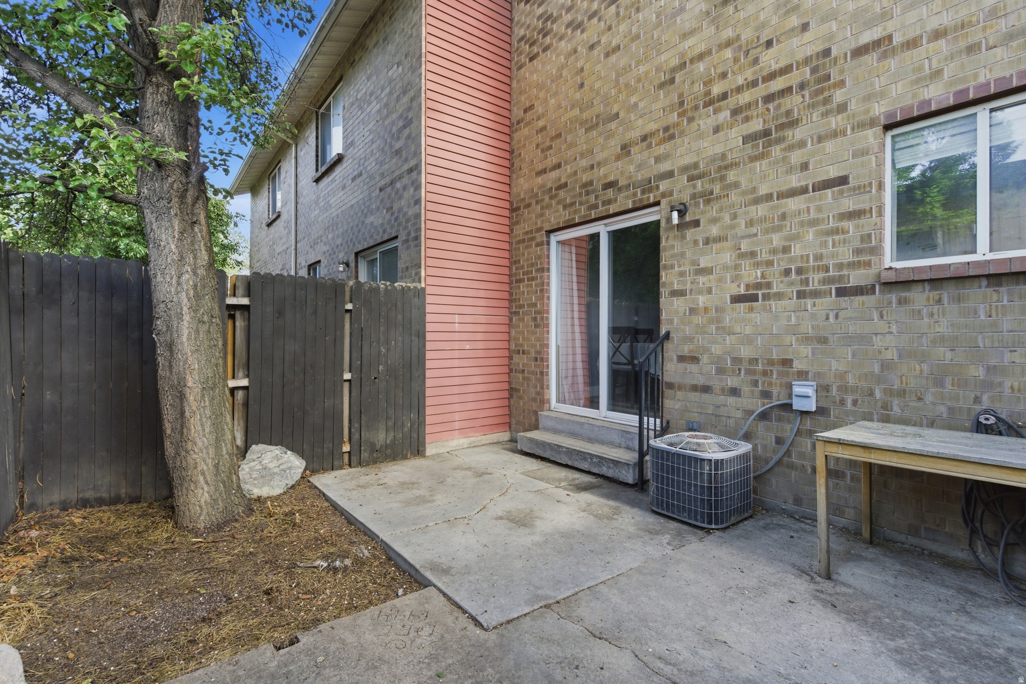 COURTYARD TOWNHOMES - Residential