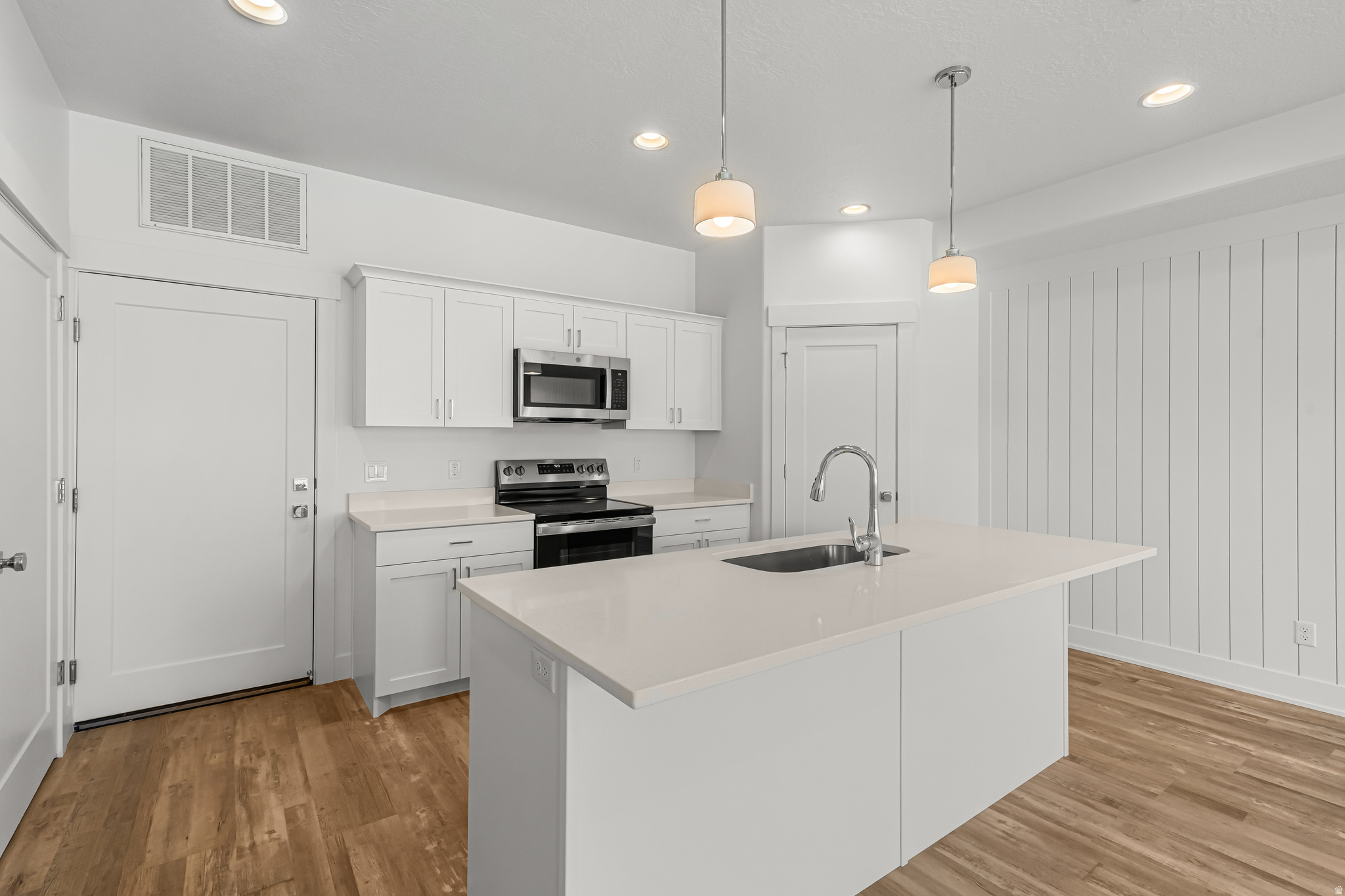 RC'S PARKWEST - Residential