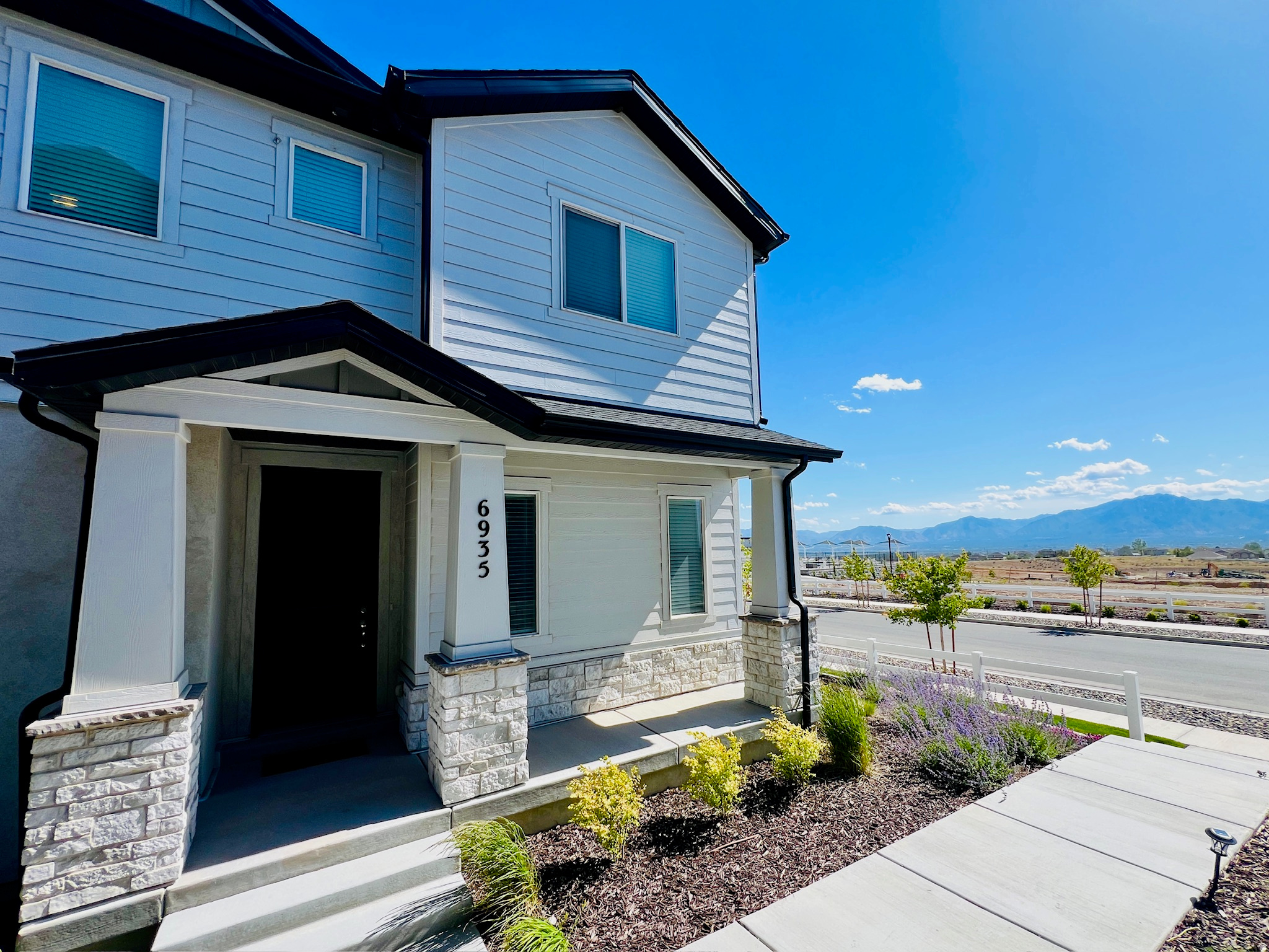 SKY RANCH - Residential